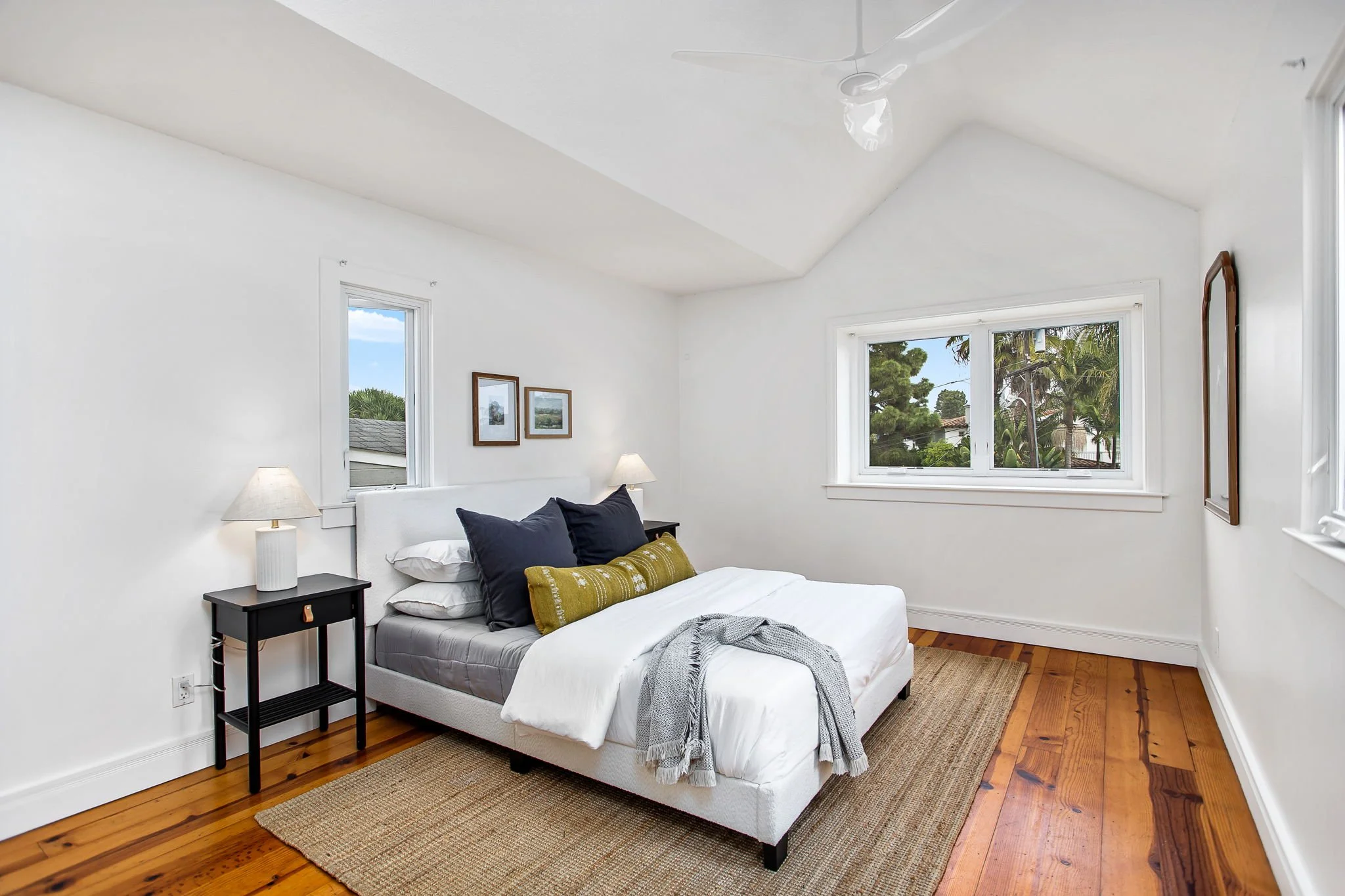 60-web-or-mls-Sheffield 060.jpg