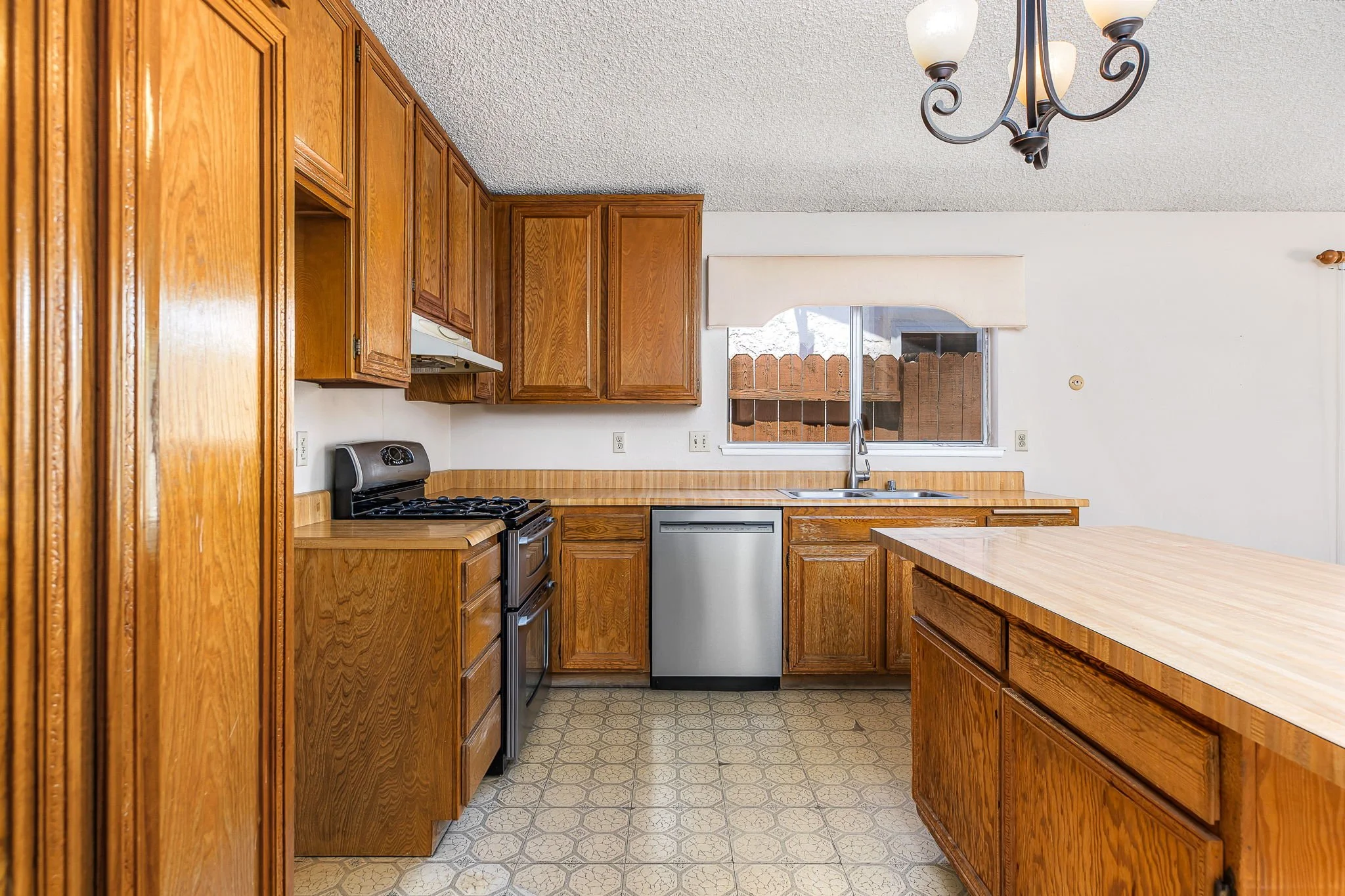 18-web-or-mls-Avenida Del Gato 018.jpg
