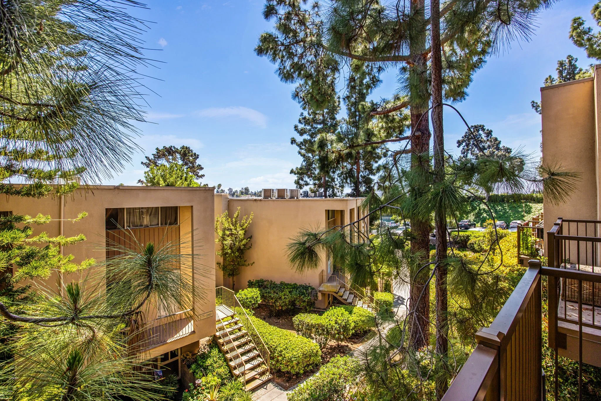 6-web-or-mls-Baltimore Dr 027.jpeg