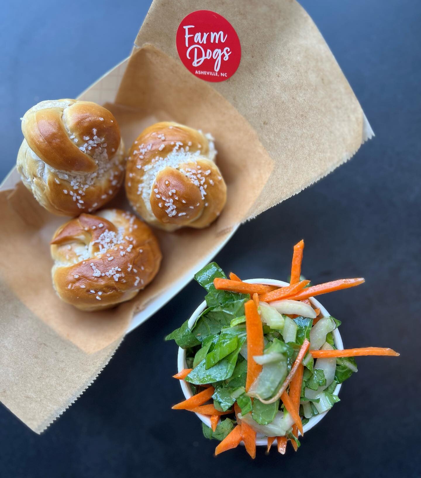 SIDE PIC.
&bull;
We&rsquo;ve always got @bluntpretzels and @1in6snacks_ Carolina kettle chips, but this week our market side is a local fresh Bok Choy salad from @r_farm_organics dressed in a sesame vinaigrette. 
&bull;
Get our bibimdog the rest of t