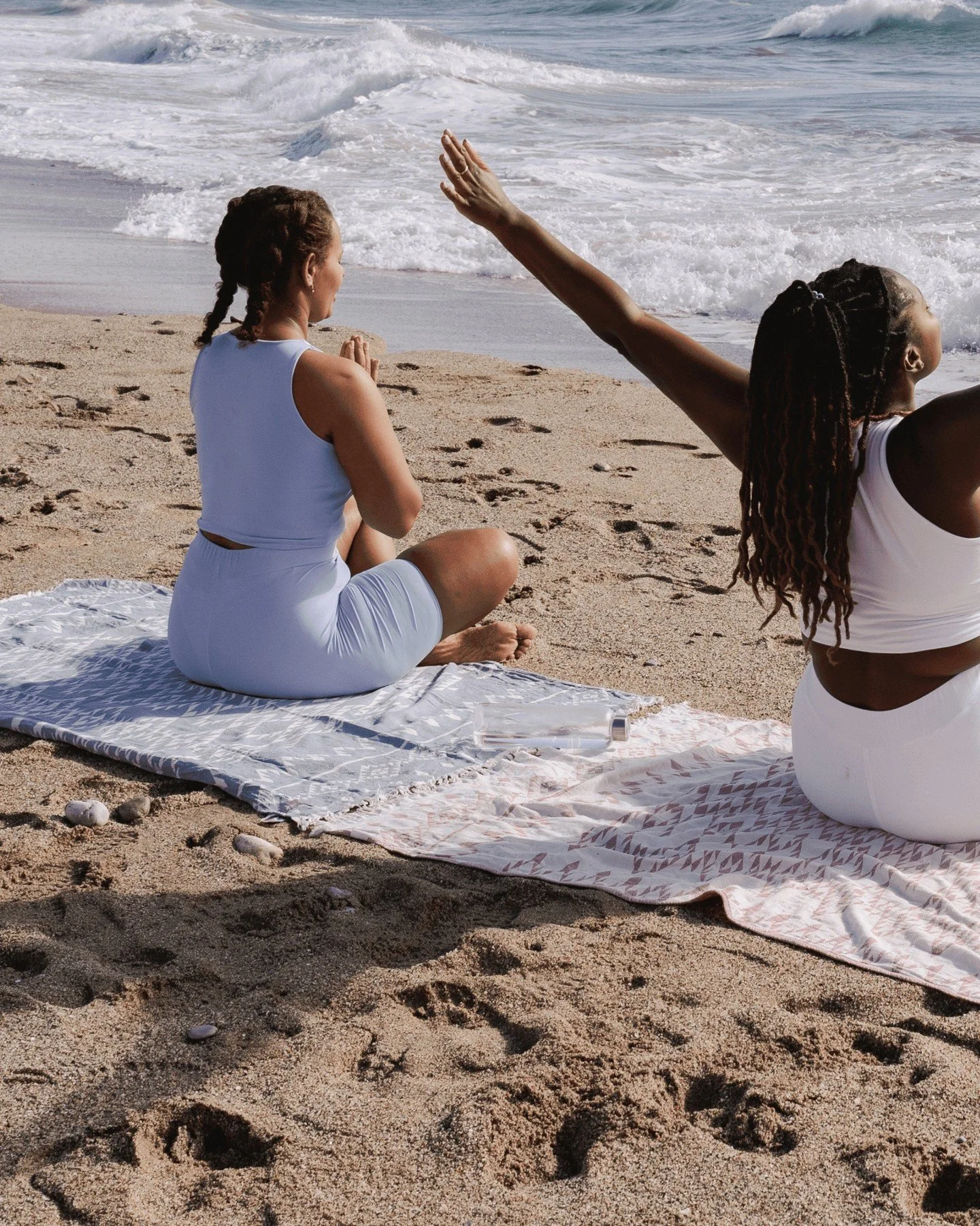 Breathe in. Slow down. Find your calm. π§‍βοΈ
Whether you're planning a retreat or just need a little peace and quiet, these outdoor meditation spots near the Bellport Inn offer the perfect escape:
π³ Southaven County Park – Just minutes a