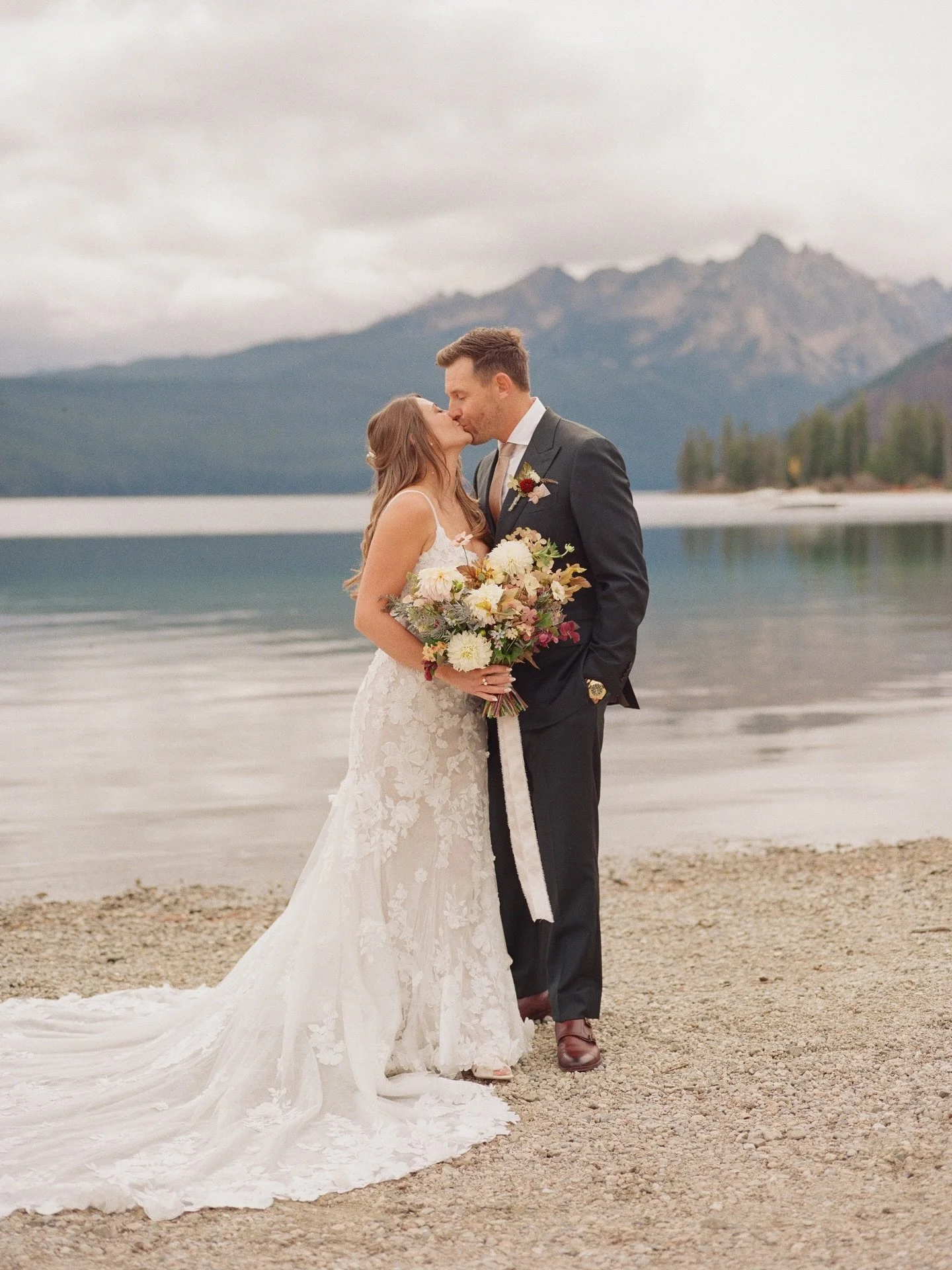 One of my last weddings of the year was so, so special. In my home state, with friends all around! Part one of Sophie &amp; Kyle&rsquo;s wedding day in Stanley, Idaho🌲

Mix of digital, 35mm and medium format photography

Planning &amp; design | @emi
