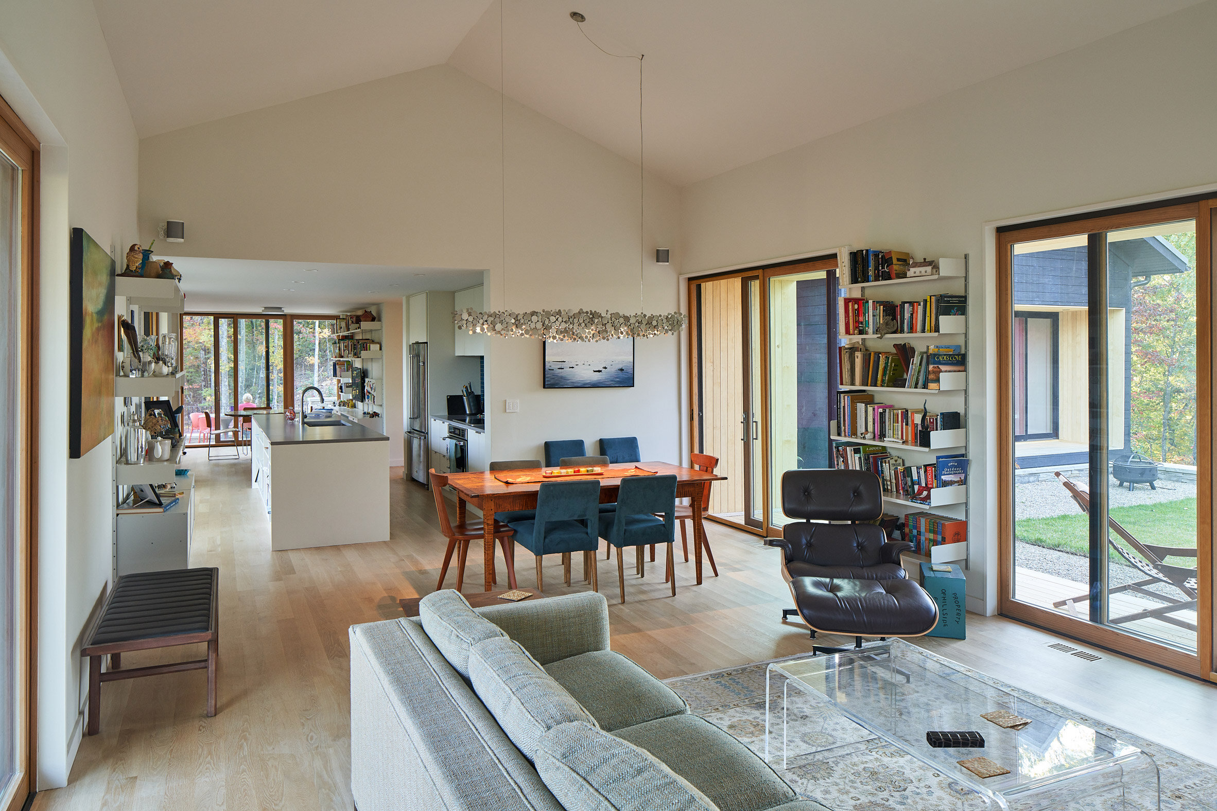 short-mountain-house-sanders-pace-architecture_dezeen_2364_col_6.jpeg