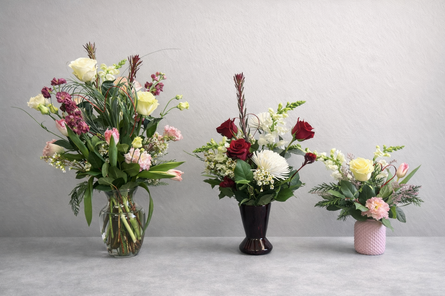 Valentines reds whites and pinks, small, medium and large.png