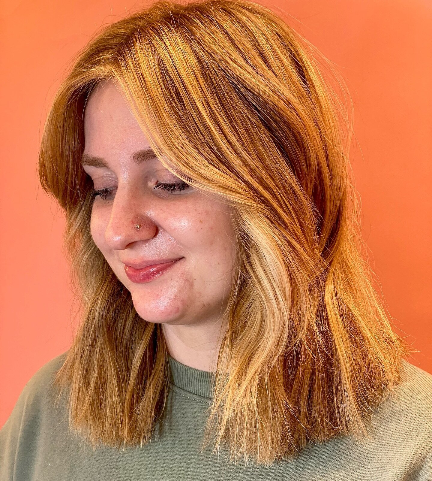 A beautiful honey blonde, lived in situation for @kendall__herndon 💛💛💛 

#balayagehighlights #foilyage #sharethelex #kentuckykicksass #kentuckyhairs #kentuckystylist #kentuckyhairstylist #wellahair #evopro #lexingtonky #lexington #cincinnati #loui