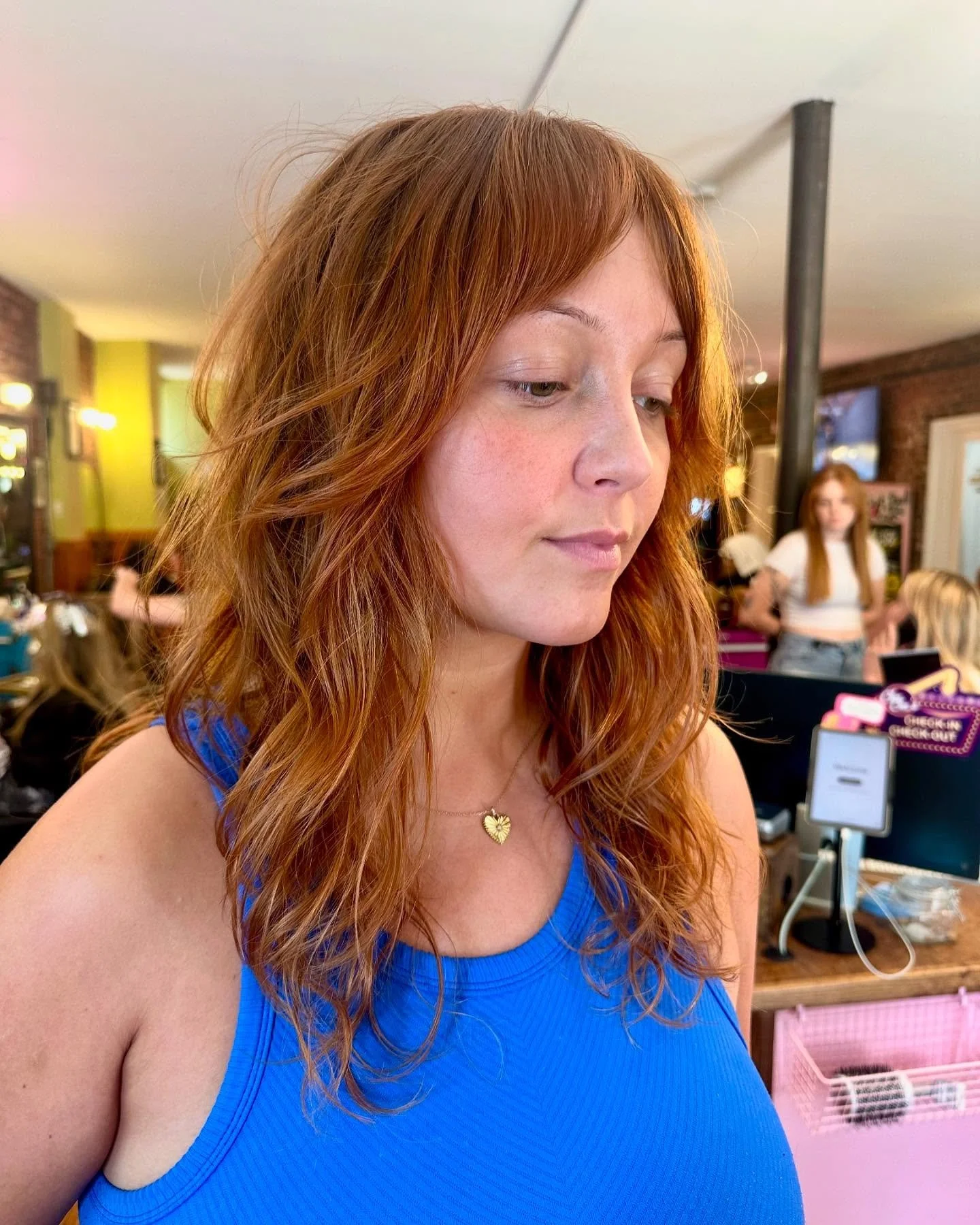 If you&rsquo;re thinking about going red&hellip;.do it. 🍒

This cut/color transformation was HUGE so make sure to swipe for the before.

@celesteturnerrr is 100% meant to be a redhead. 

#fallhair #redhair #copperhair #kyhairs #kentuckyhairs #hairth