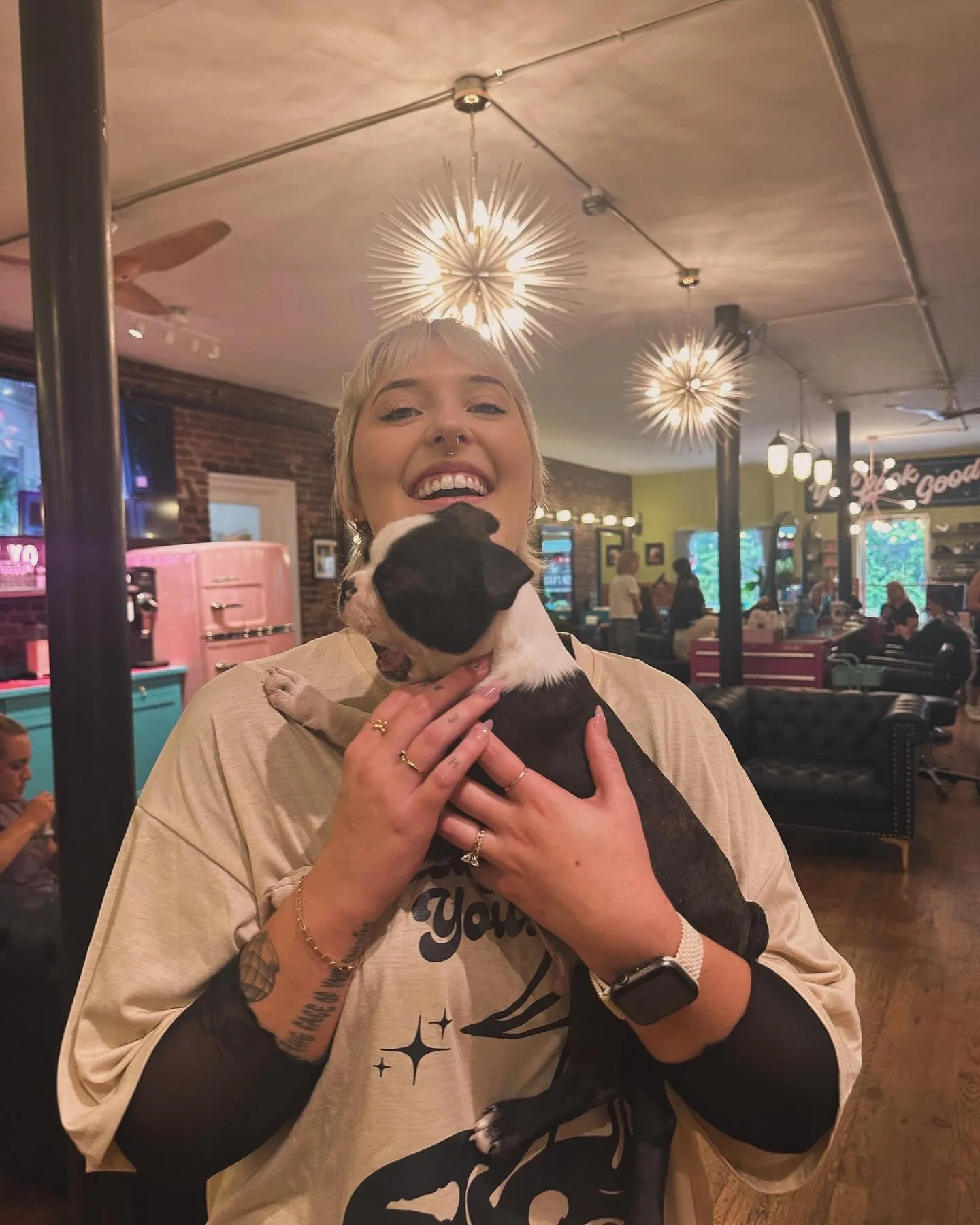 I thought it was time for a new ✨ABOUT ME✨.

I&rsquo;m Shelbi, Shelbi Lynn for Cha Cha&rsquo;s purposes. I&rsquo;m a Kentucky girl born, and raised. I have 3 dogs (Pepper,Finn,&amp; Moose) and one bunny (Echo). I LOVE ANIMALS. I am the oldest of 6 ki