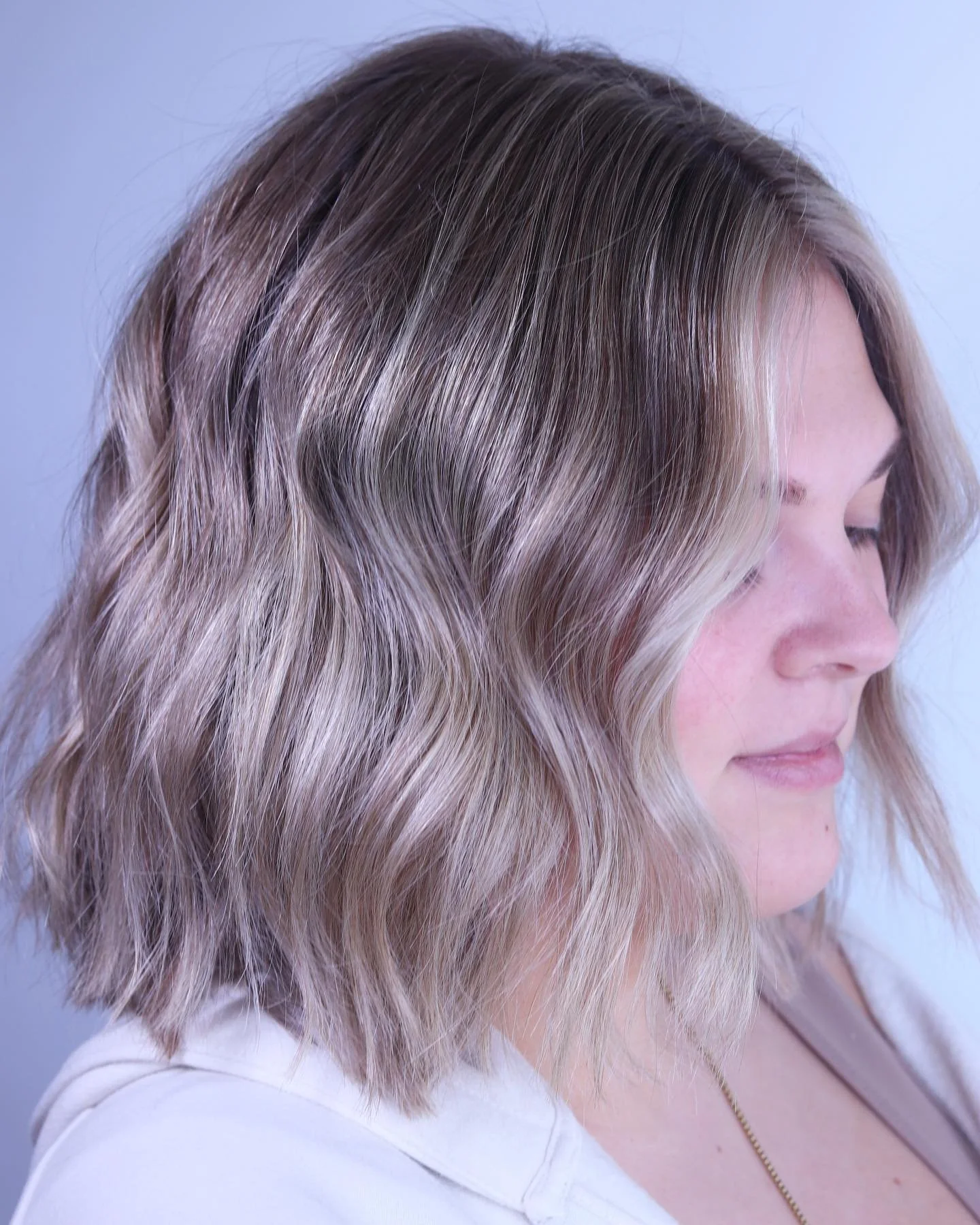 bright blonde baby lights with a big chop 💇🏼&zwj;♀️ thanks Madison! 

#salonchacha #highlights #blonde #wella #pulpriot