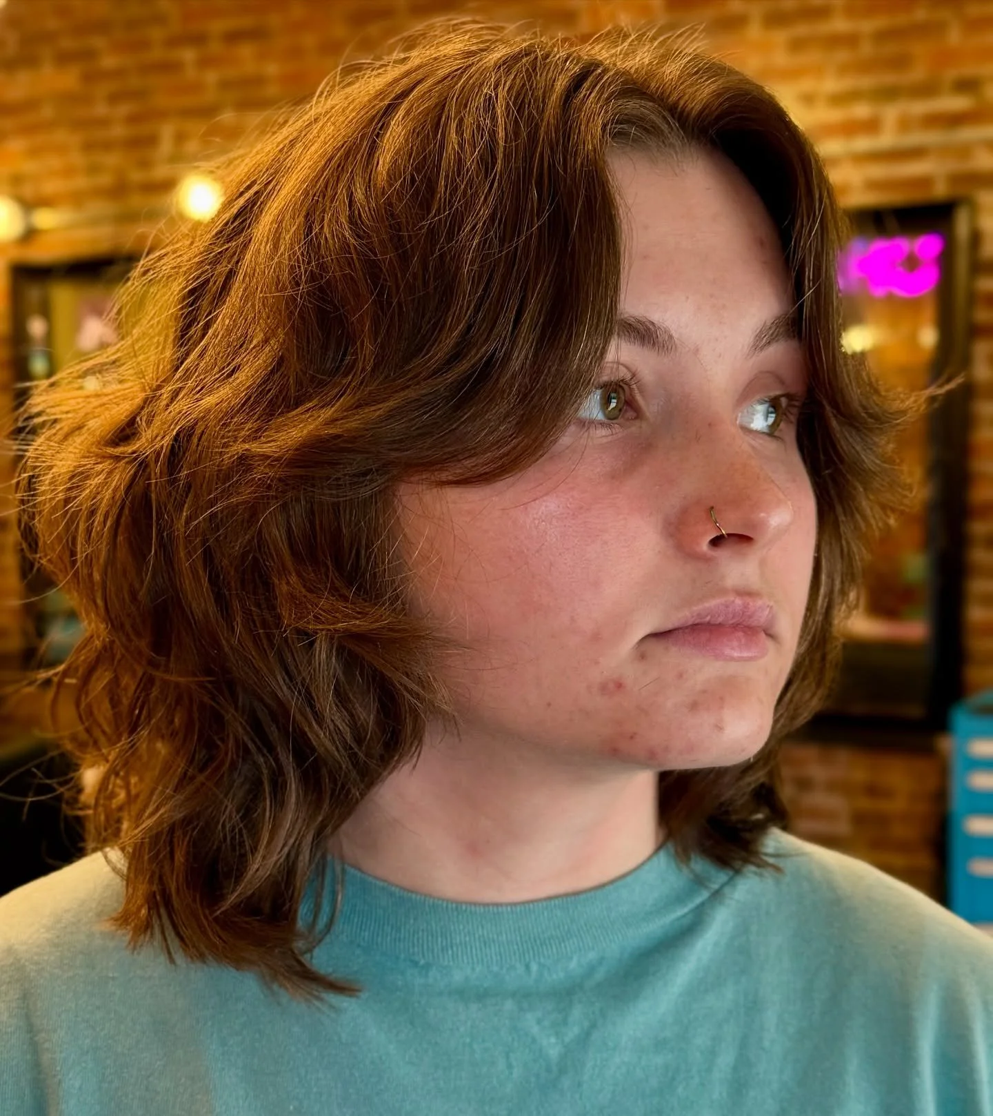 It&rsquo;s hot outside, get a haircut✂️✂️✂️
This big razor chop was diffused with @cultandking Jelly and Style to enhance her natural texture.

#sharethelex #kentuckyproud #kentuckyhairstylist #lexingtonhairstylist #kentuckyhair #cultandking #shag #r