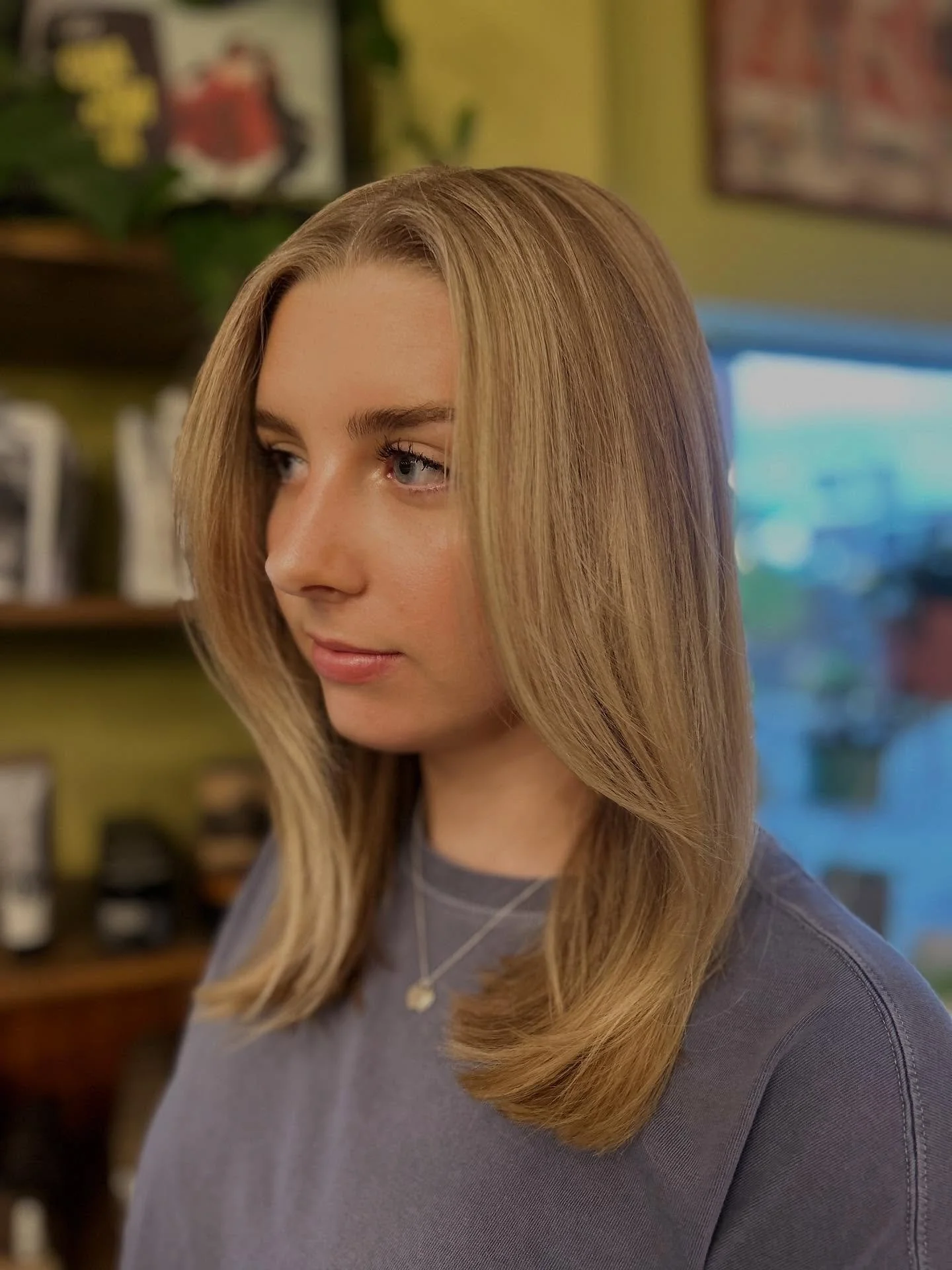 No root smudge needed 😏😏😏 Had a little Phi Mu baddie in the chair today🩷 Welcome back UK:) 
#bookwithme #lexky #kentuckyforkentucky #kystylist #lexingtonkentucky #chachas #blonde
