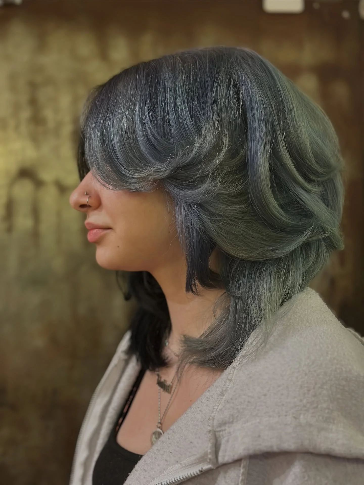 Wish I took a before picture because we went from absolutely no layers, to so many with lots of movement. This haircut looks BEAUTIFUL blown out but is also perfect to bring out your natural curl pattern. 🖤 
Cut with @jataifeather and styled with @c