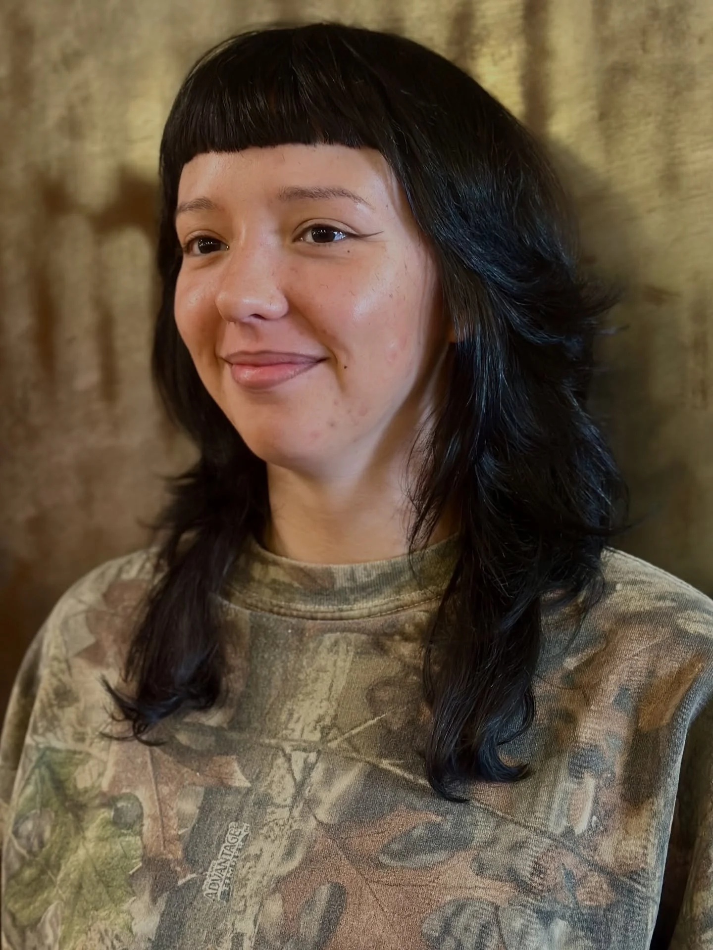 A blunt baby bang and tons of face framing and layers for @mev.thee.stallion 🖤 Mev started coming to me FRESH out of my apprenticeship and we&rsquo;ve done just about every cut and color. Thank you so much for the continued trust. 🥰 

#babybang #ja