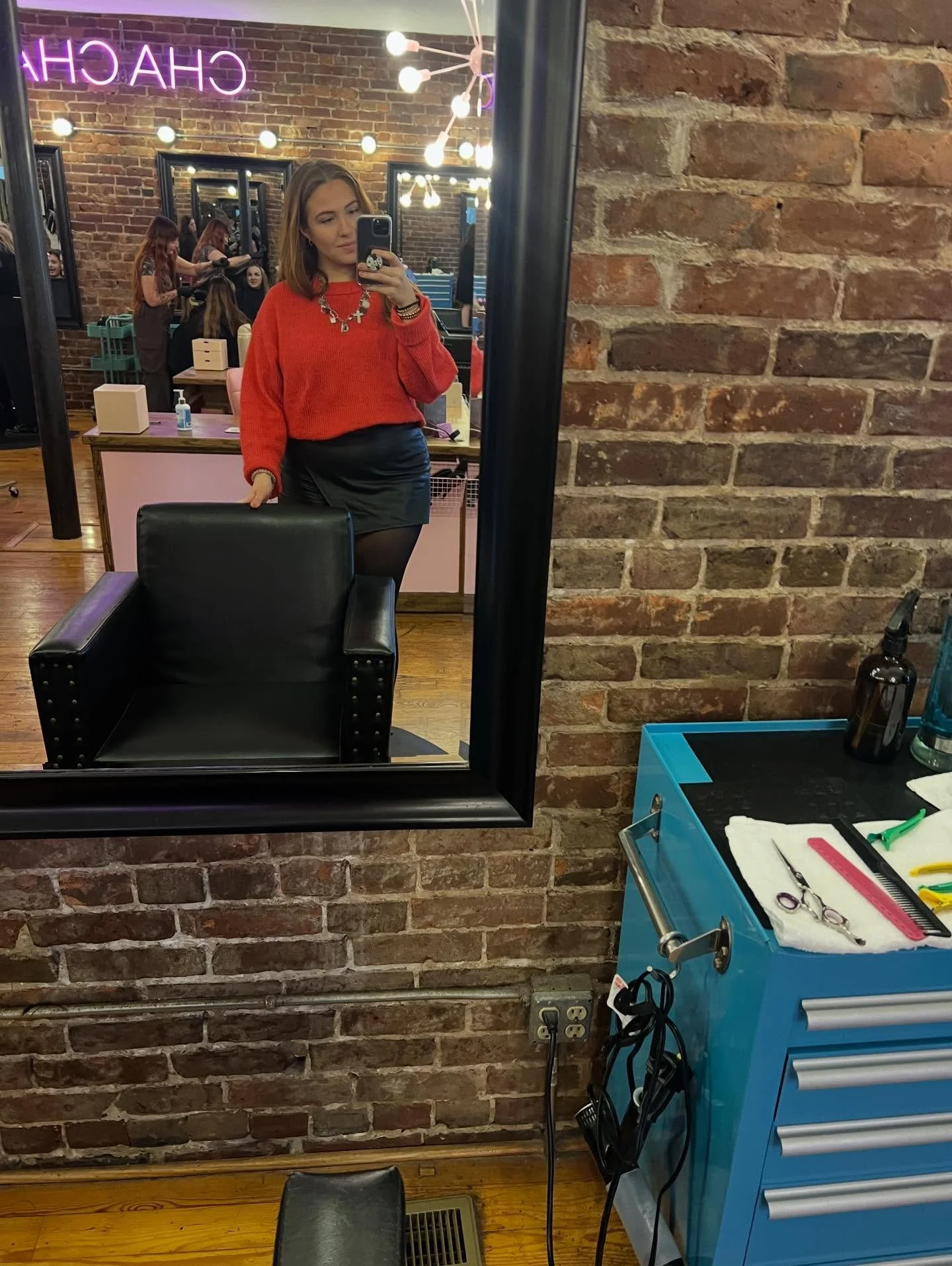 Turned my swag on today🚨

#lexington #lexingtonkyhair #hairstylist #salonootd #lexingtonky #hair