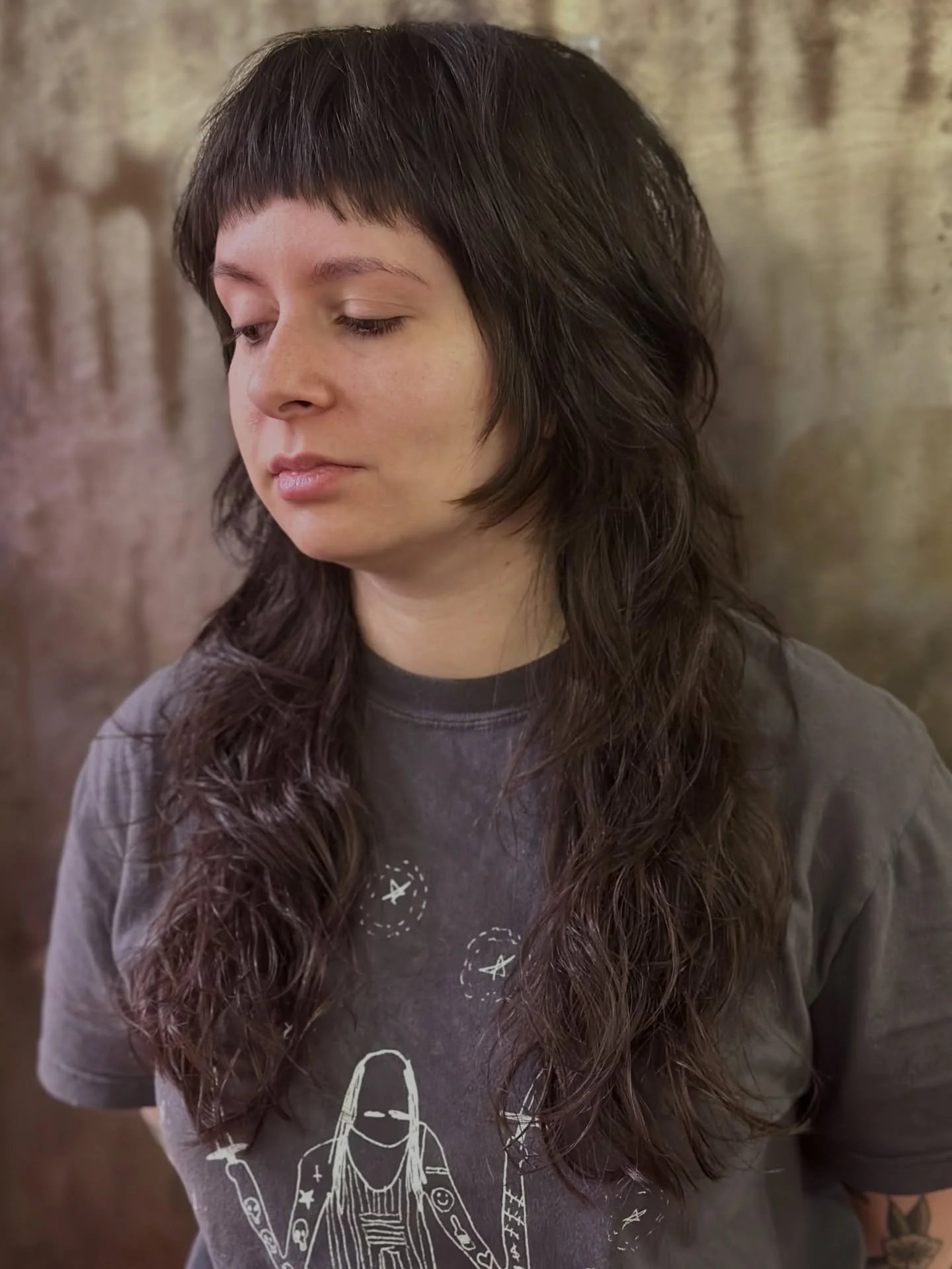 There are few things I love more than a shag with a tiny bang. 🖤 Cut with @jataifeather + Cleansed and Styled with @cultandking ⚡️
#shag #babybang #razorhaircut