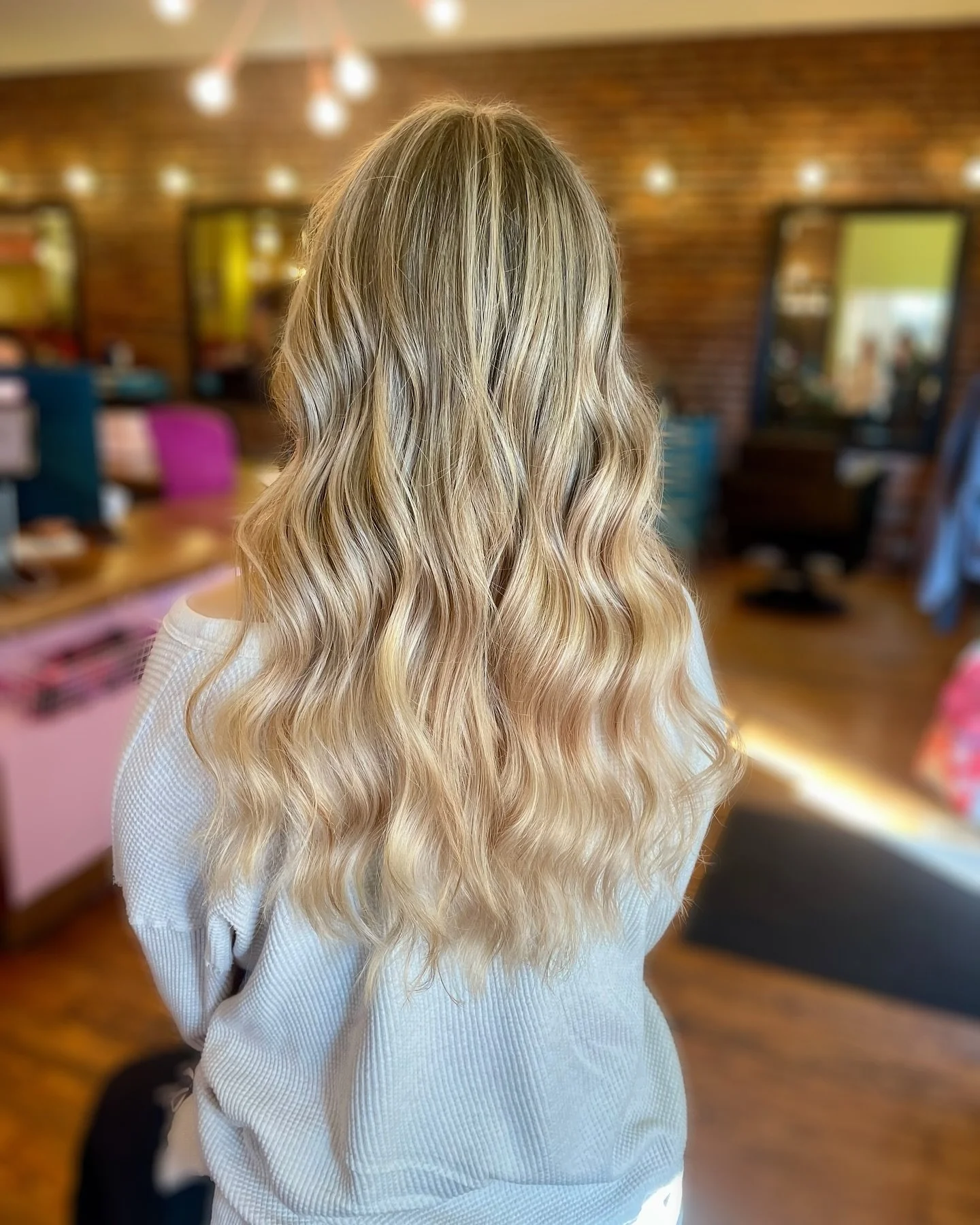 Bright and natural 😎