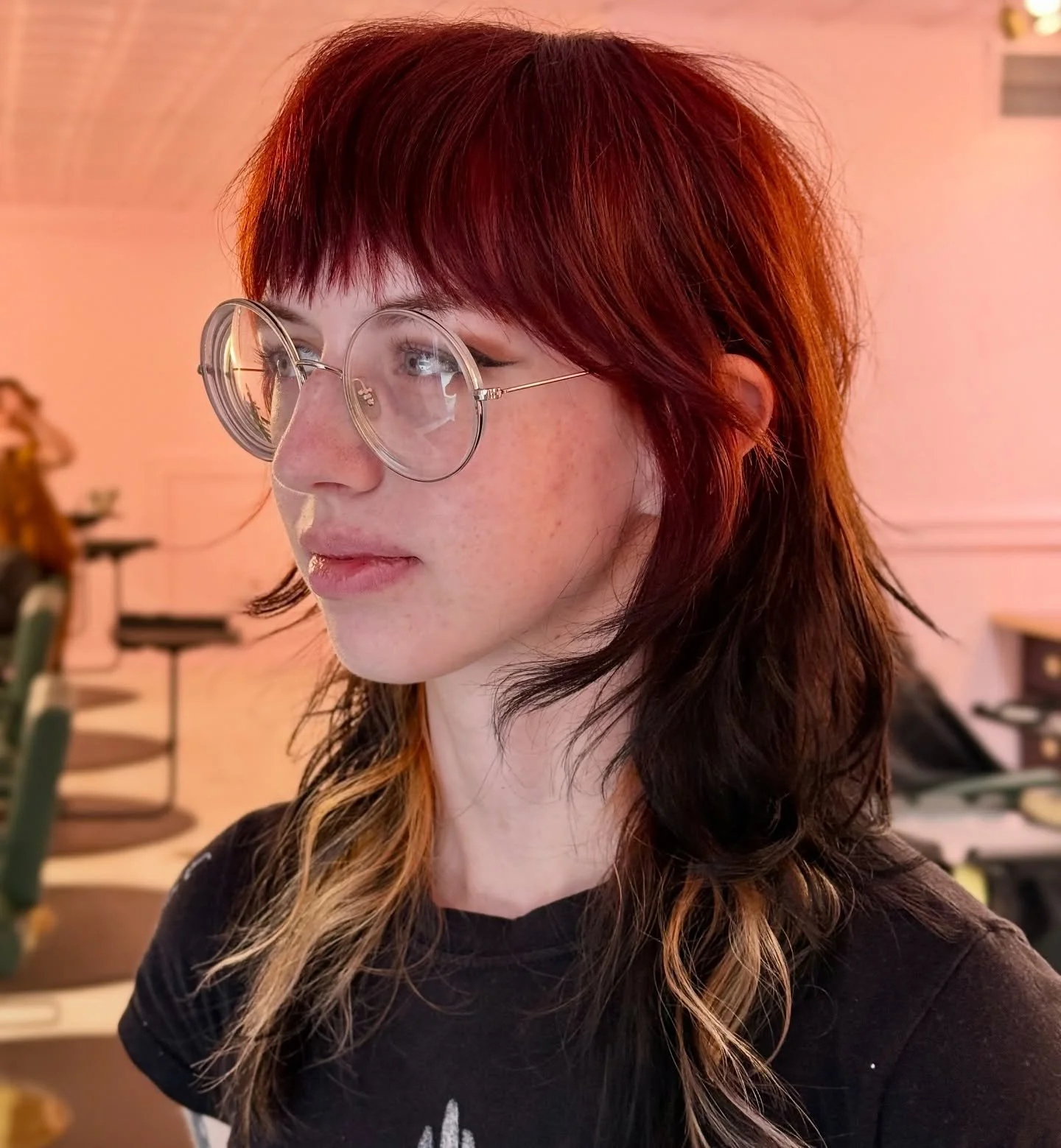 Sydney wanted a BIG chop. I think it makes her calico hair look even cooler, what do you guys think?? 

Cut with my @cultandking straight razor, styled with Jelly, Style, and Balm.

#sharethelex #cultandking #kentuckyhairstylist #lexingtonhairstylist