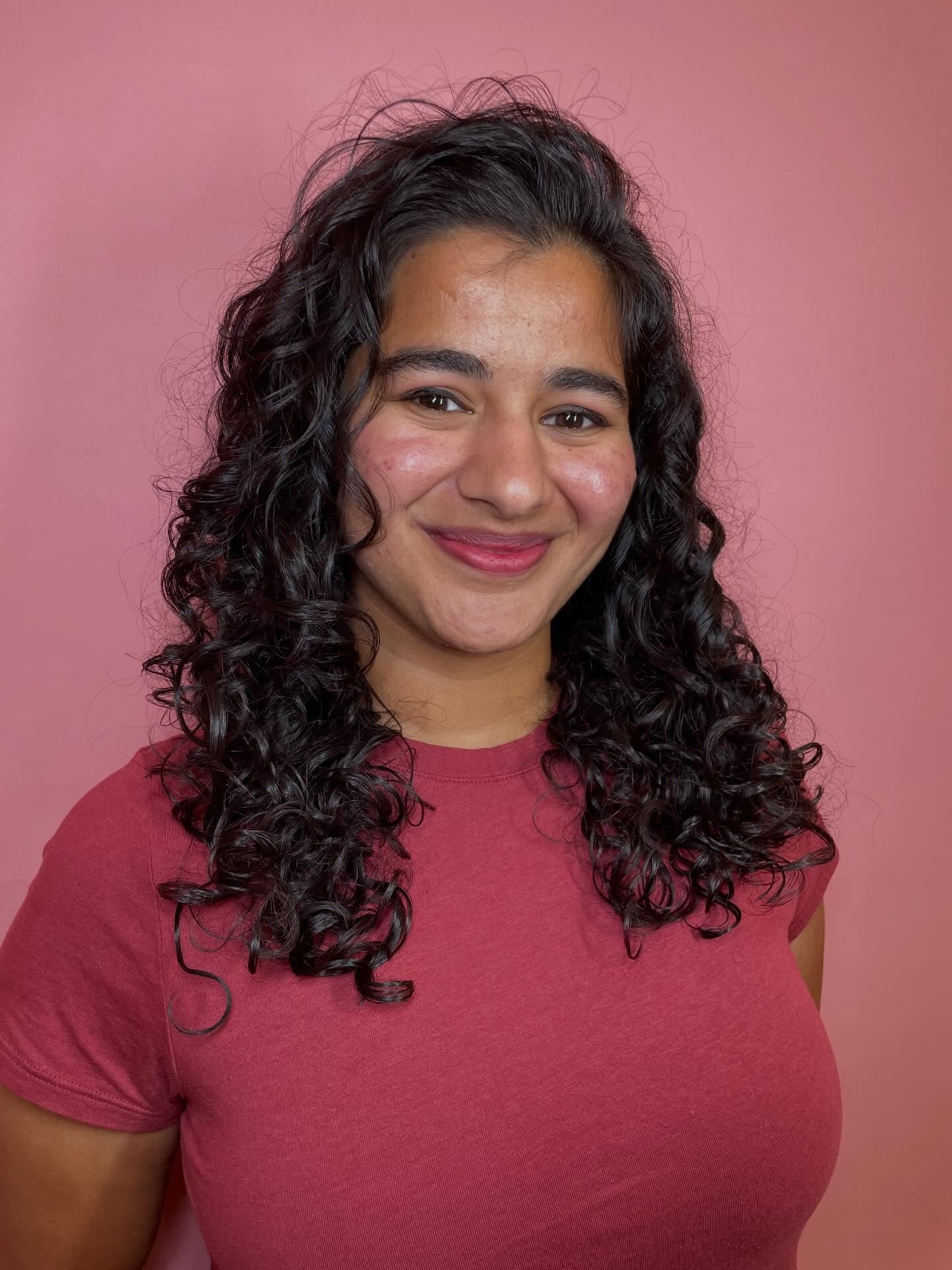 A gorgeous snapshot of a &lsquo;Deluxe Haircut&rsquo; with ya girl!!

A &lsquo;Deluxe Haircut&rsquo; includes a treatment that will target your hair and scalp&rsquo;s specific needs. 

Girl, get up and get in my chair ✨