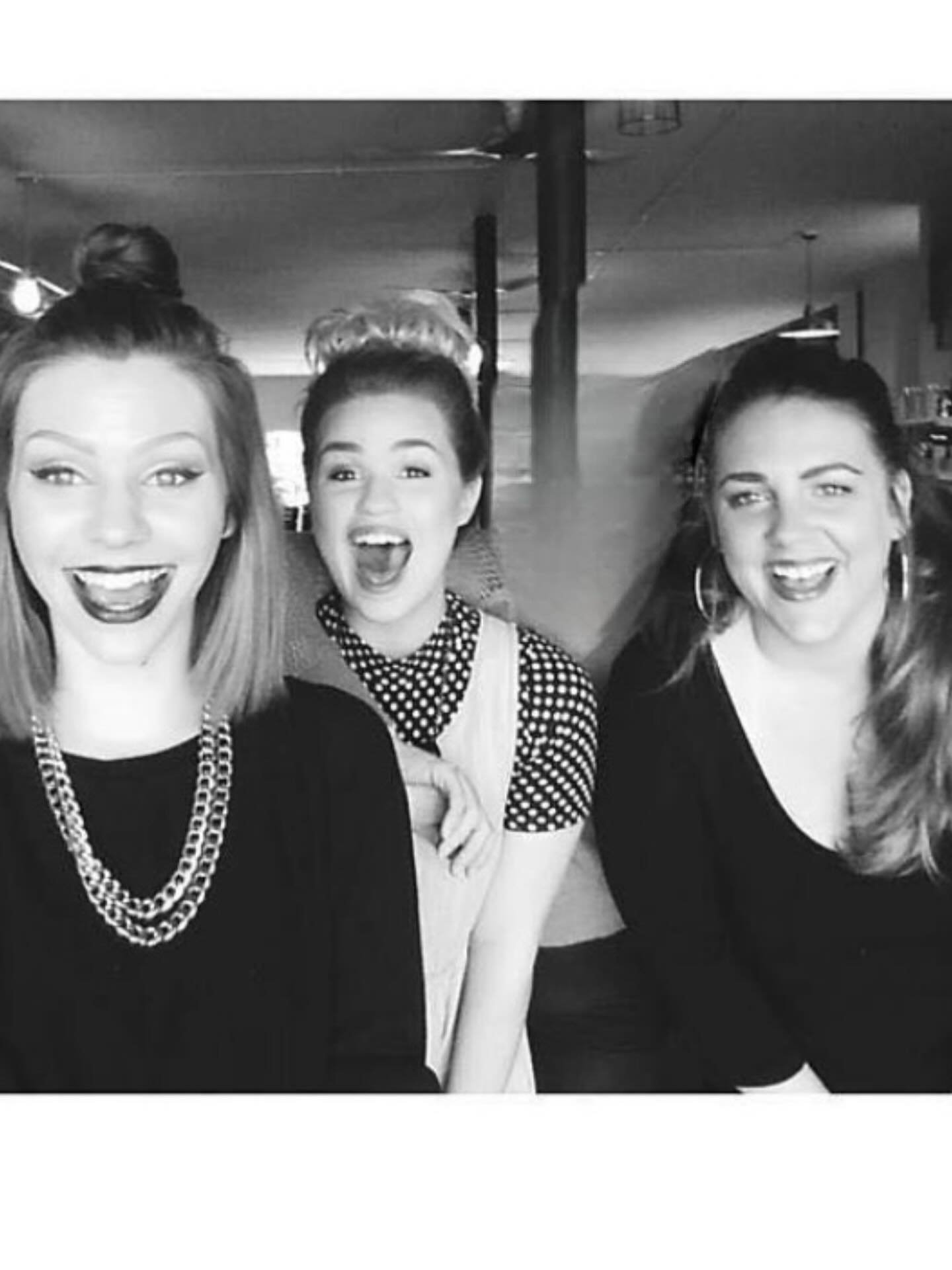 Today is my 10 year Anniversary at @chachas_salon y&rsquo;all 🫶🏻 This picture is from my first week and I can&rsquo;t begin to explain the amount of growth I&rsquo;ve had in this building. Being supported by people who want you to succeed and make 