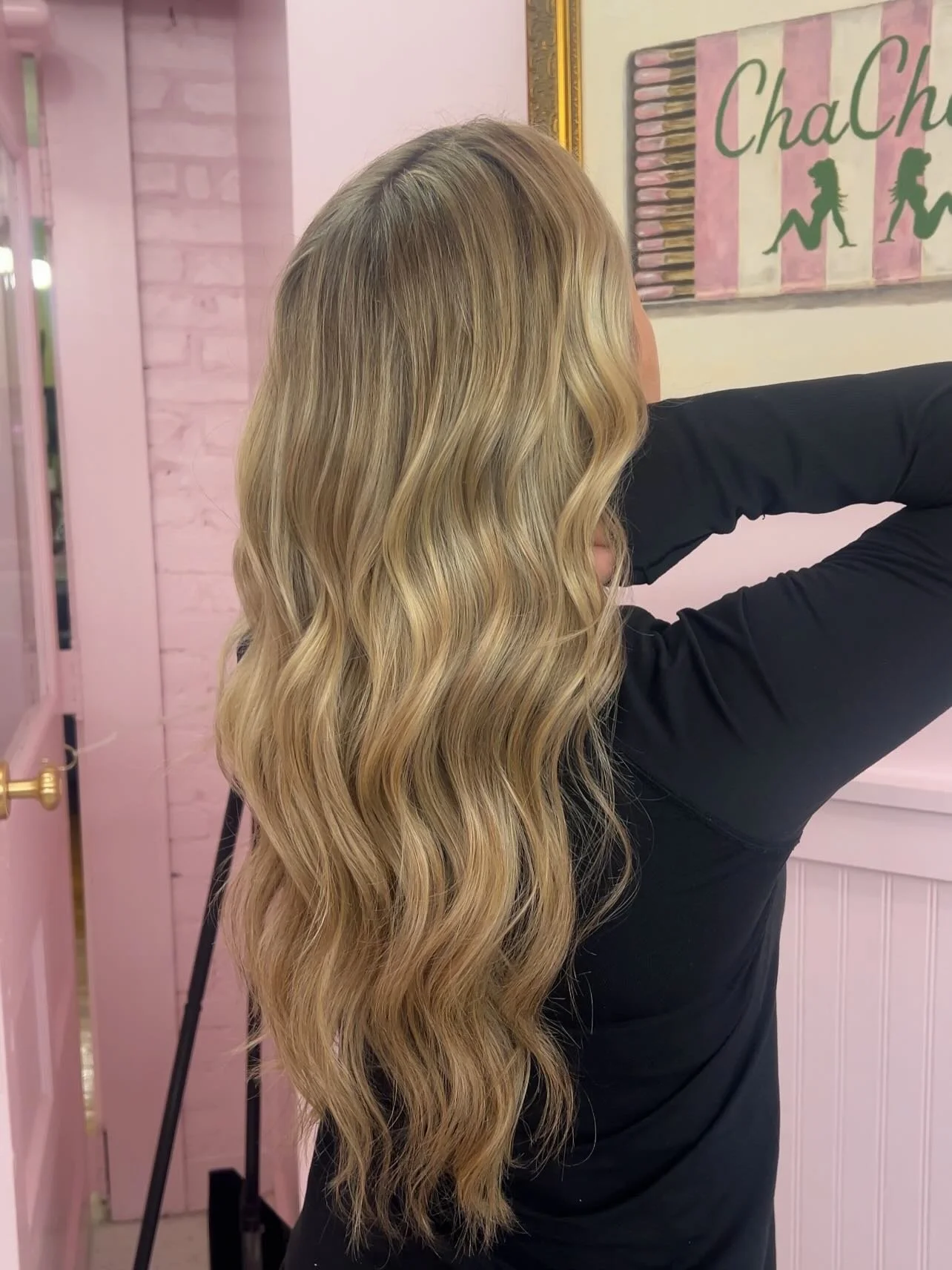 Gorg😍😍 have some openings next week you should def book a fun little appointment w me😁 #lexingtonkysalon #lexingtonkyhairstylist #blonde #univeristyofkentucky