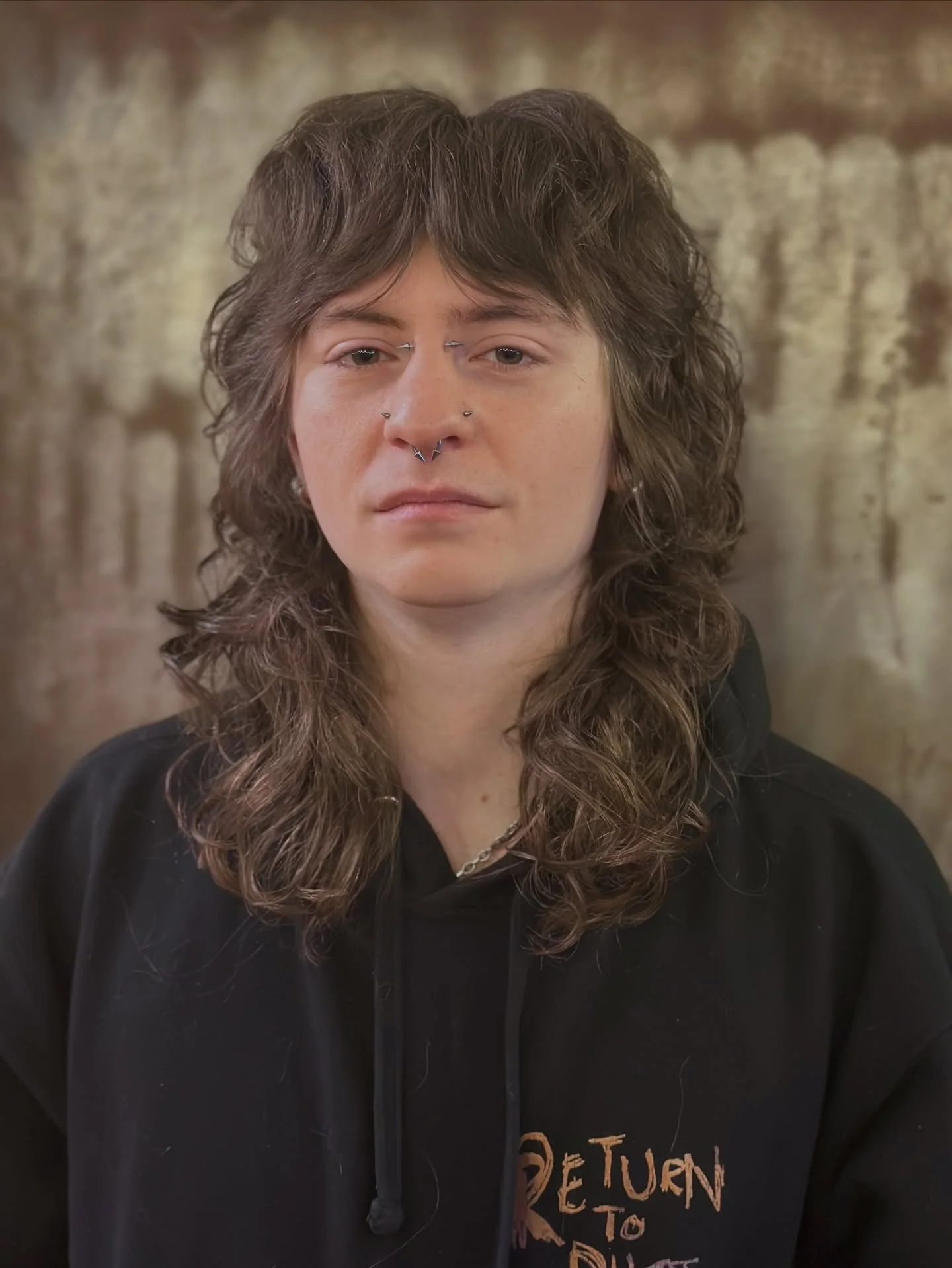 We cut Cliff&rsquo;s hair like twice a year and it always looks so good. ✨The magic of a razor haircut.✨ Do you dream of low maintenance hair? Book a Deluxe Cut with me and let&rsquo;s make it happen. 
Cut with @jataifeather + Cleansed and Diffused w