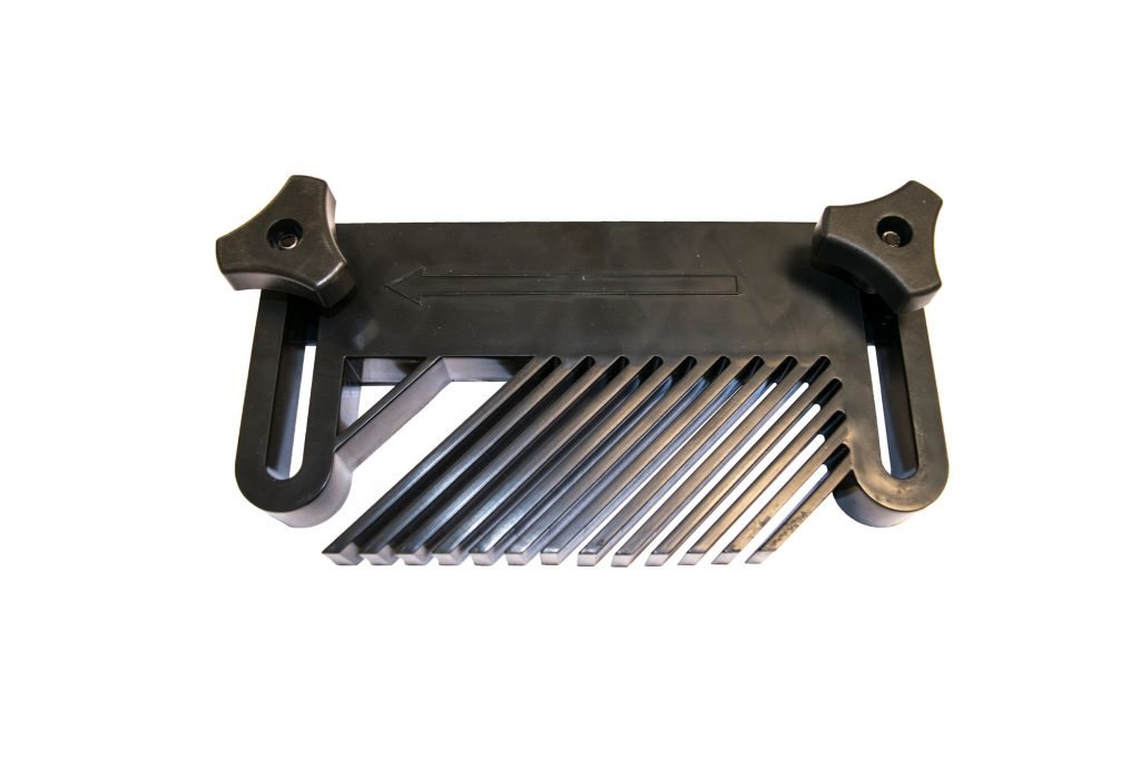Single Vertical Feather Board for Router Fence.jpg