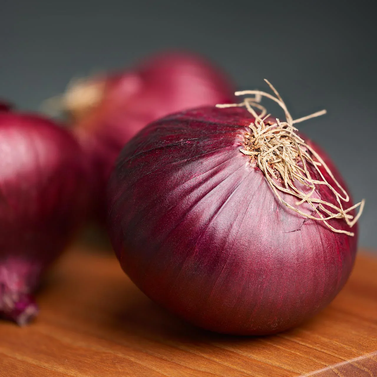 Red-Wethersfield-Onion__24874.1701274834.1280.1280.jpg.webp