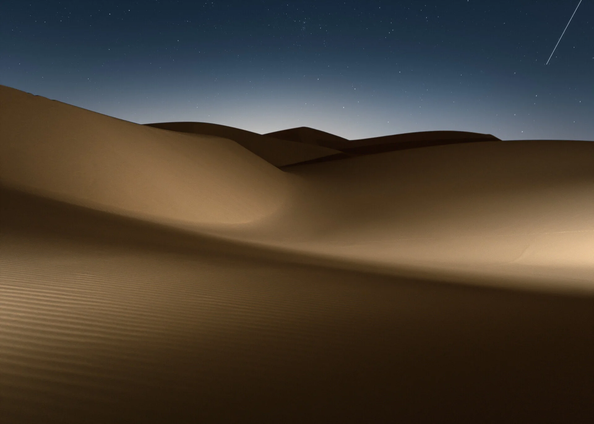 Double sand dune ridges sculpted by directional off-camera flash lighting in Qatar by Hammad Iqbal
