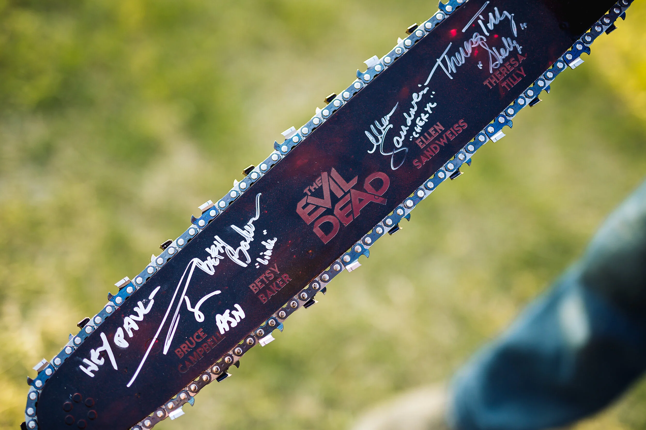 hlk_evil-dead-2_059.jpg