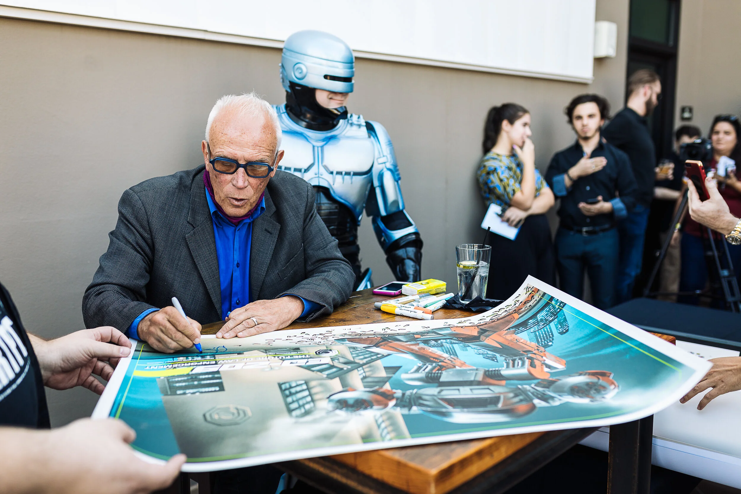 hlk_robocop_026.jpg