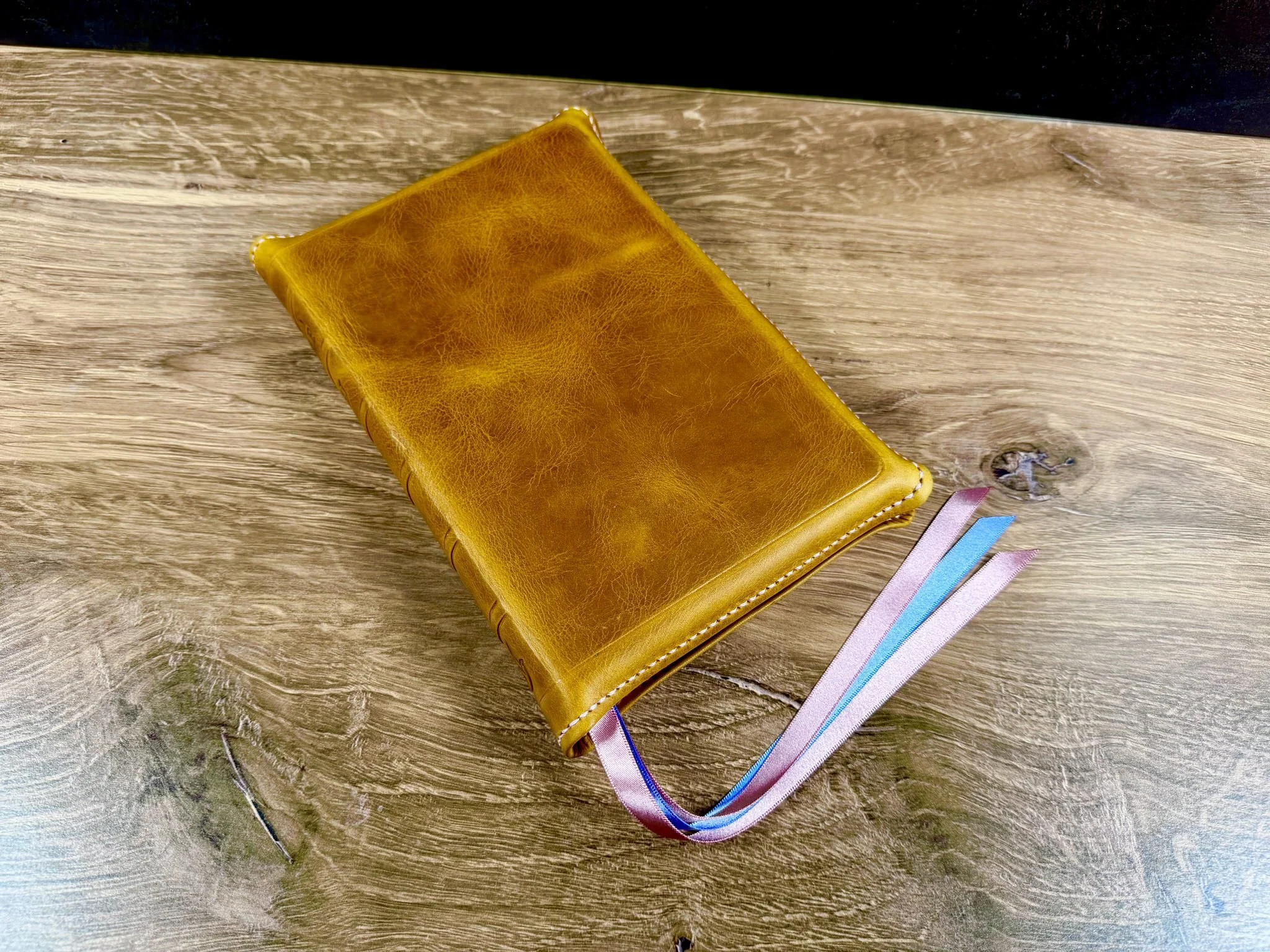GoldenYellowWaxy10591.jpg