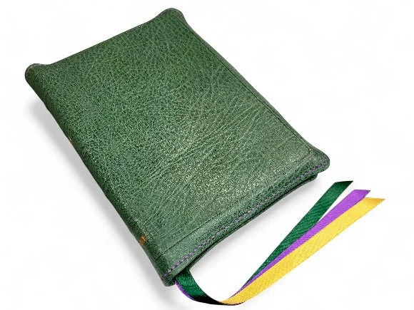 Forest Green Levant 8491.jpg