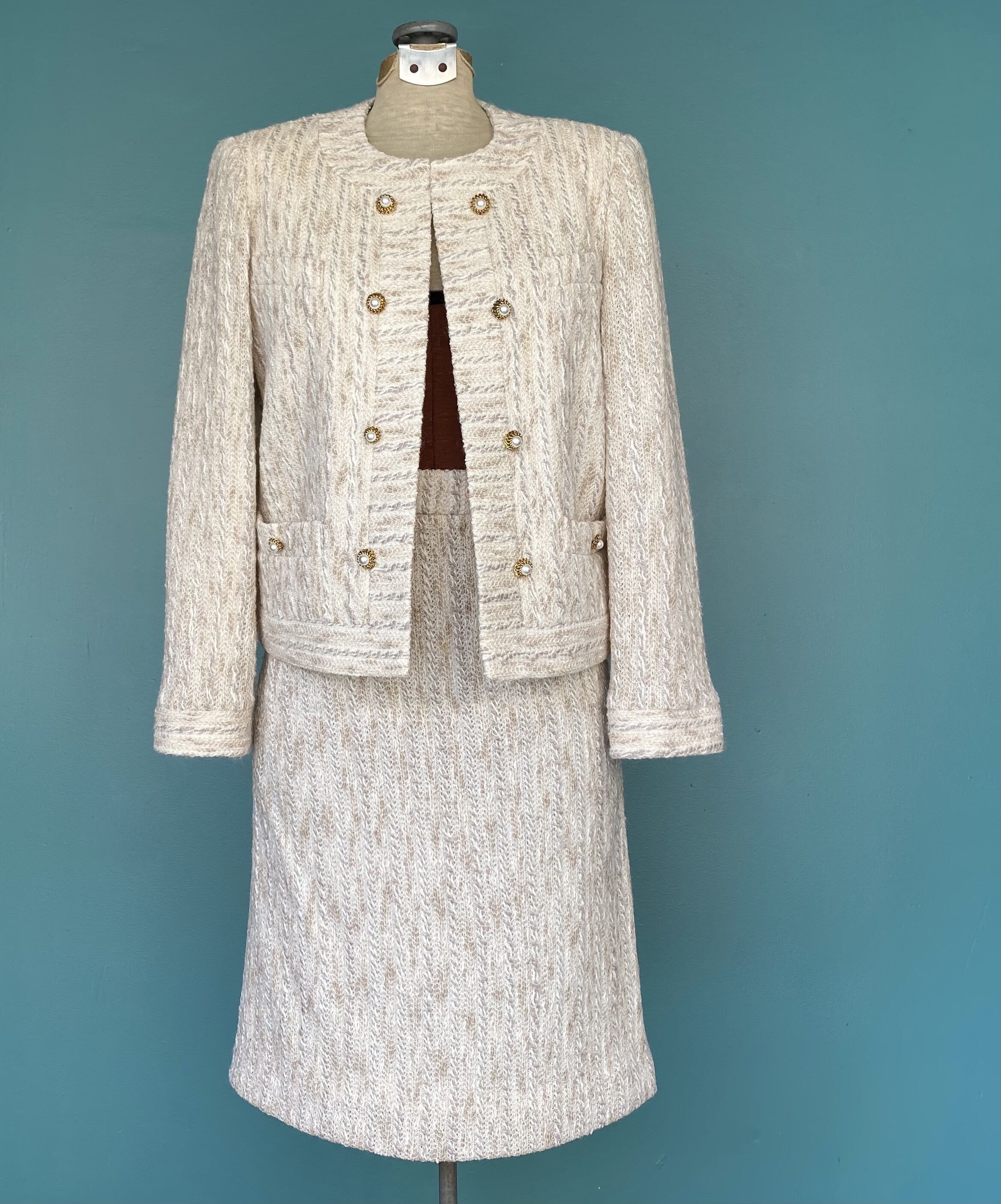 Vintage Cream Wool Coat / 1980s LOUIS FERAUD Coat / Designer 