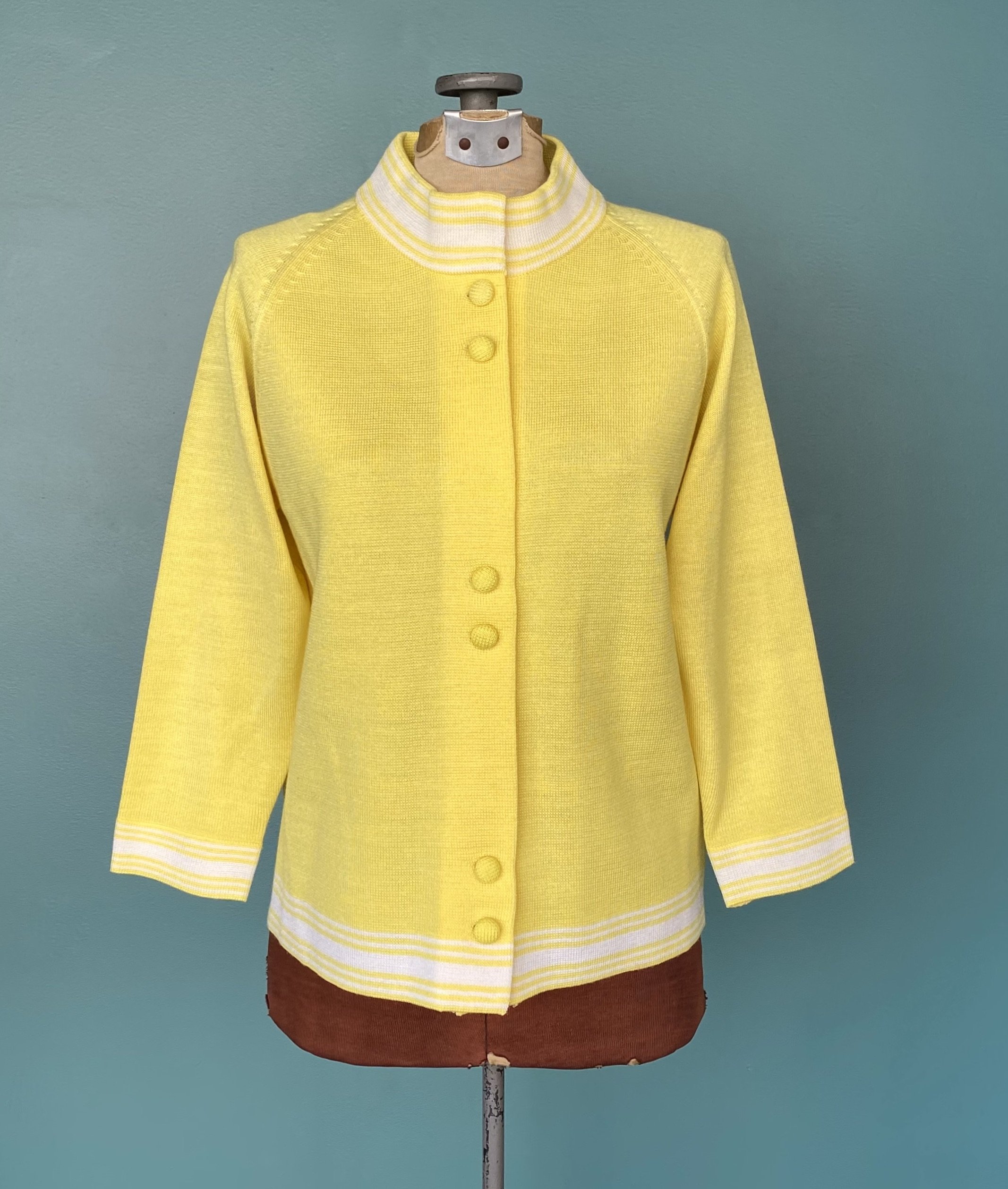 Canary yellow cardigan hotsell
