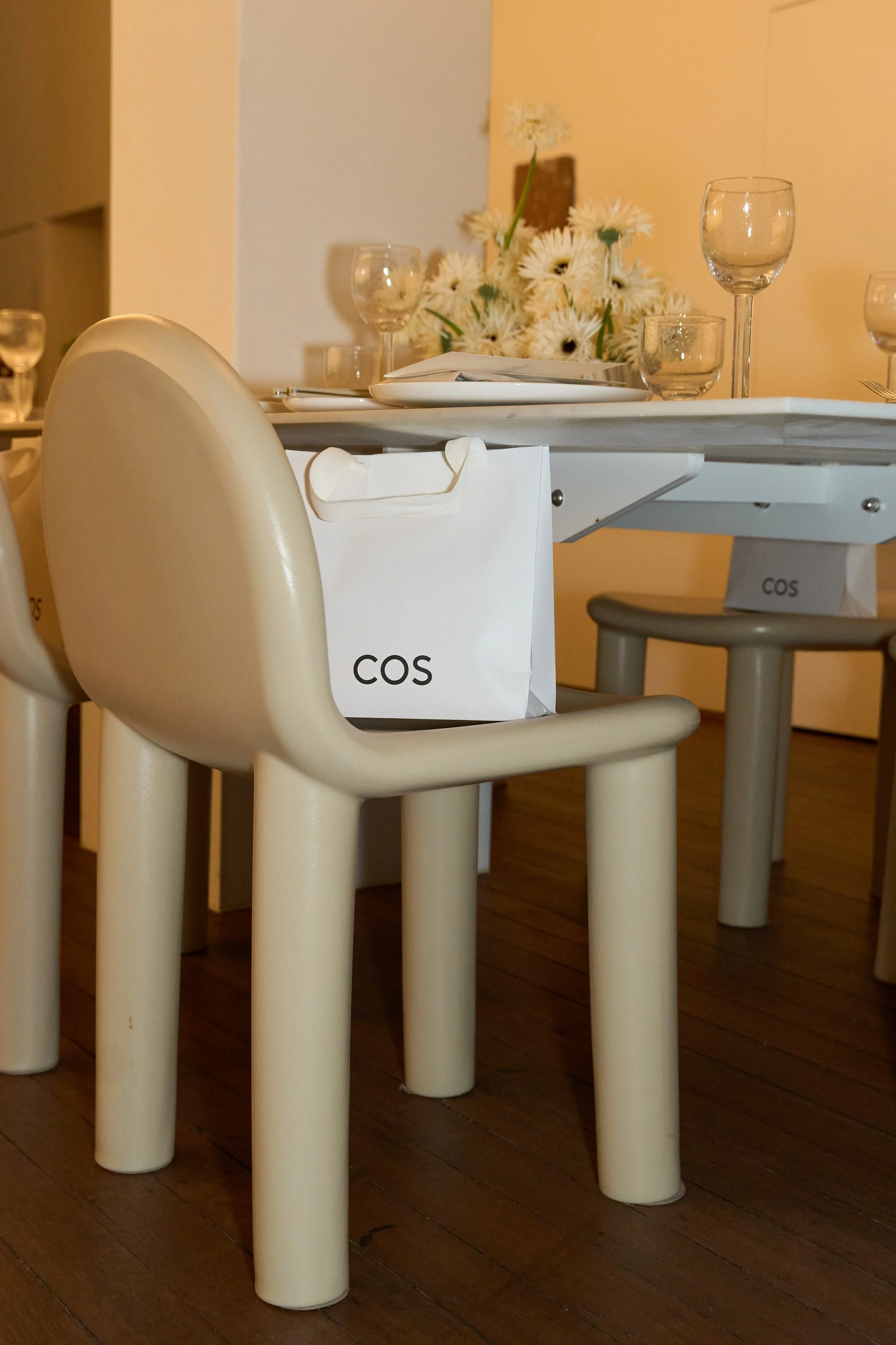 COS 