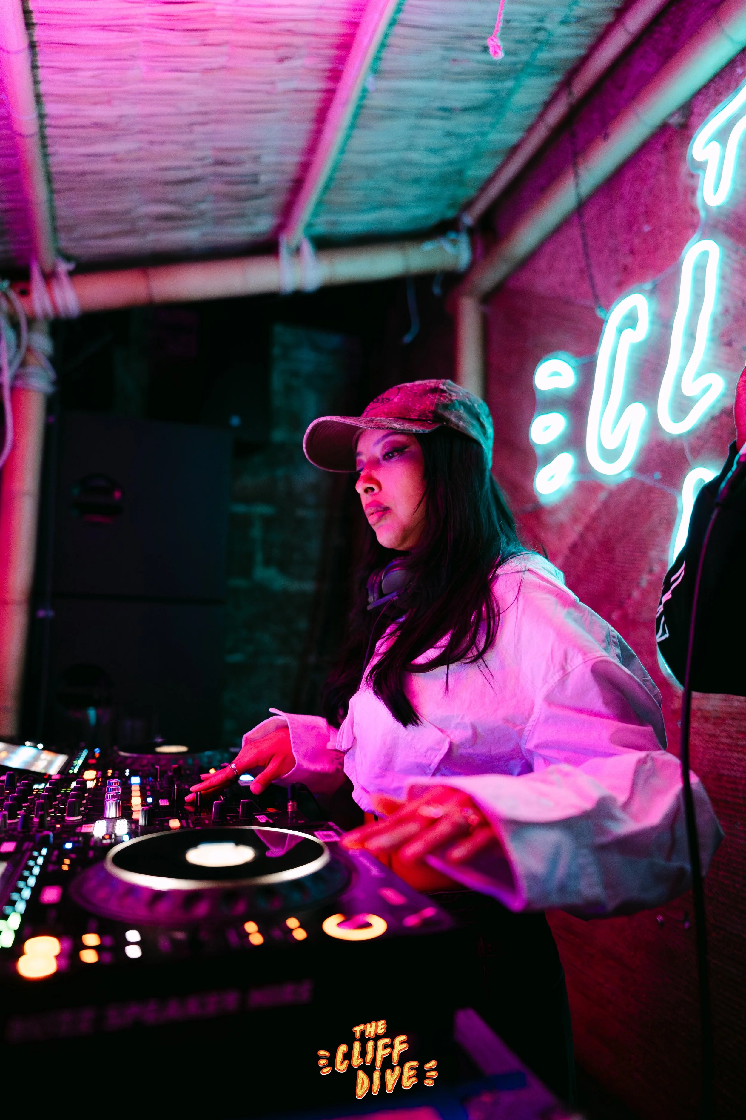 ONECUT STUDIOS -2.jpg