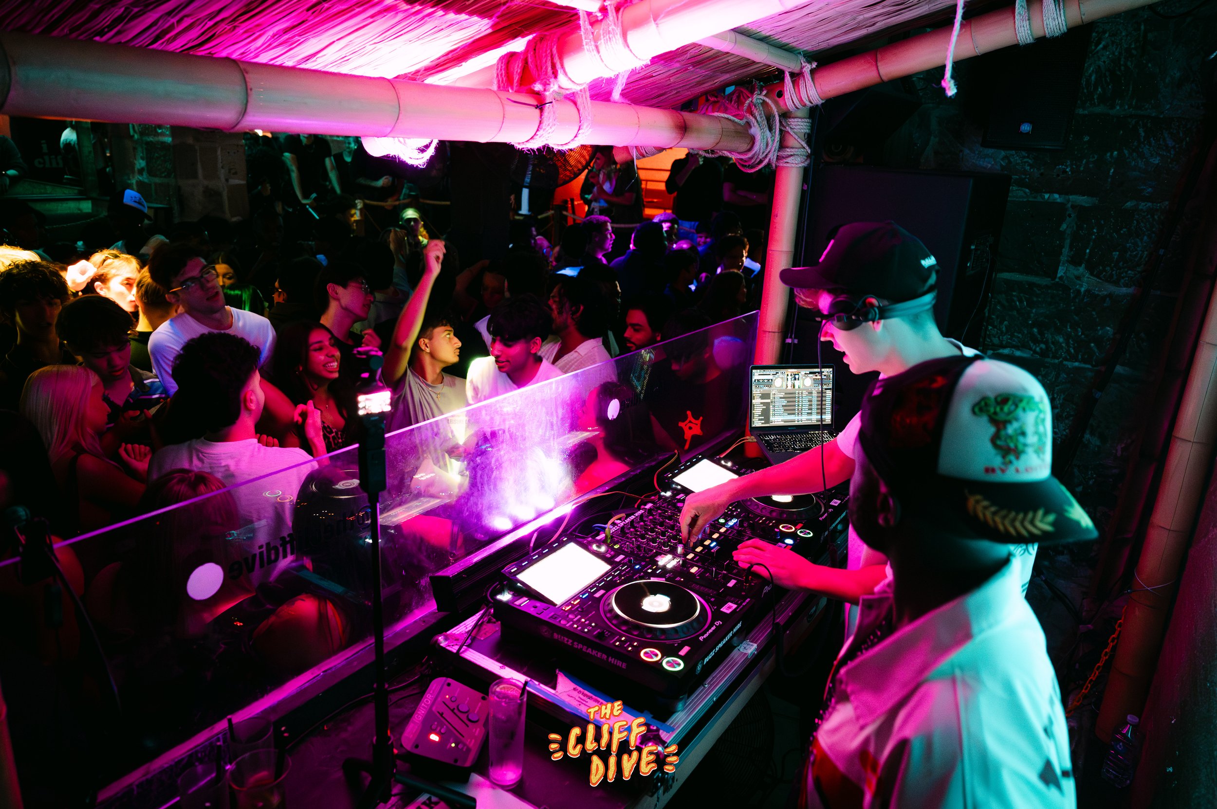 ONECUT STUDIOS -20.jpg