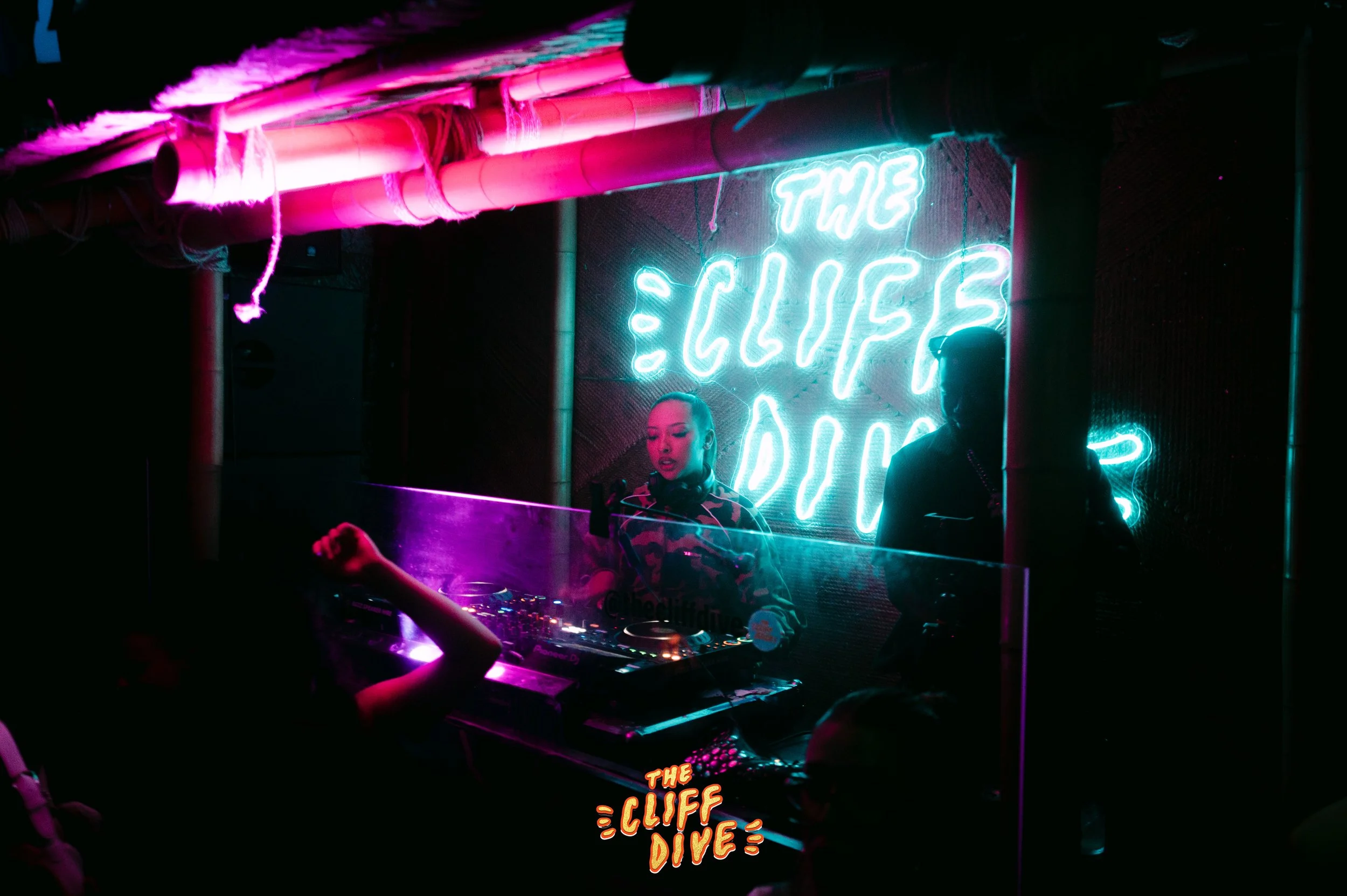 ONECUT-93.jpg