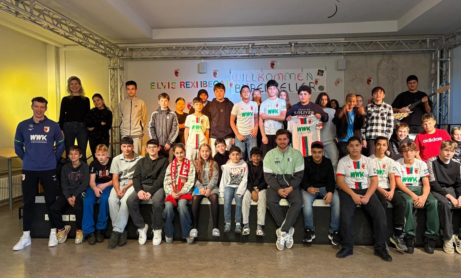 WhatsApp Image 2025-10-22 at 14.22.32.jpeg