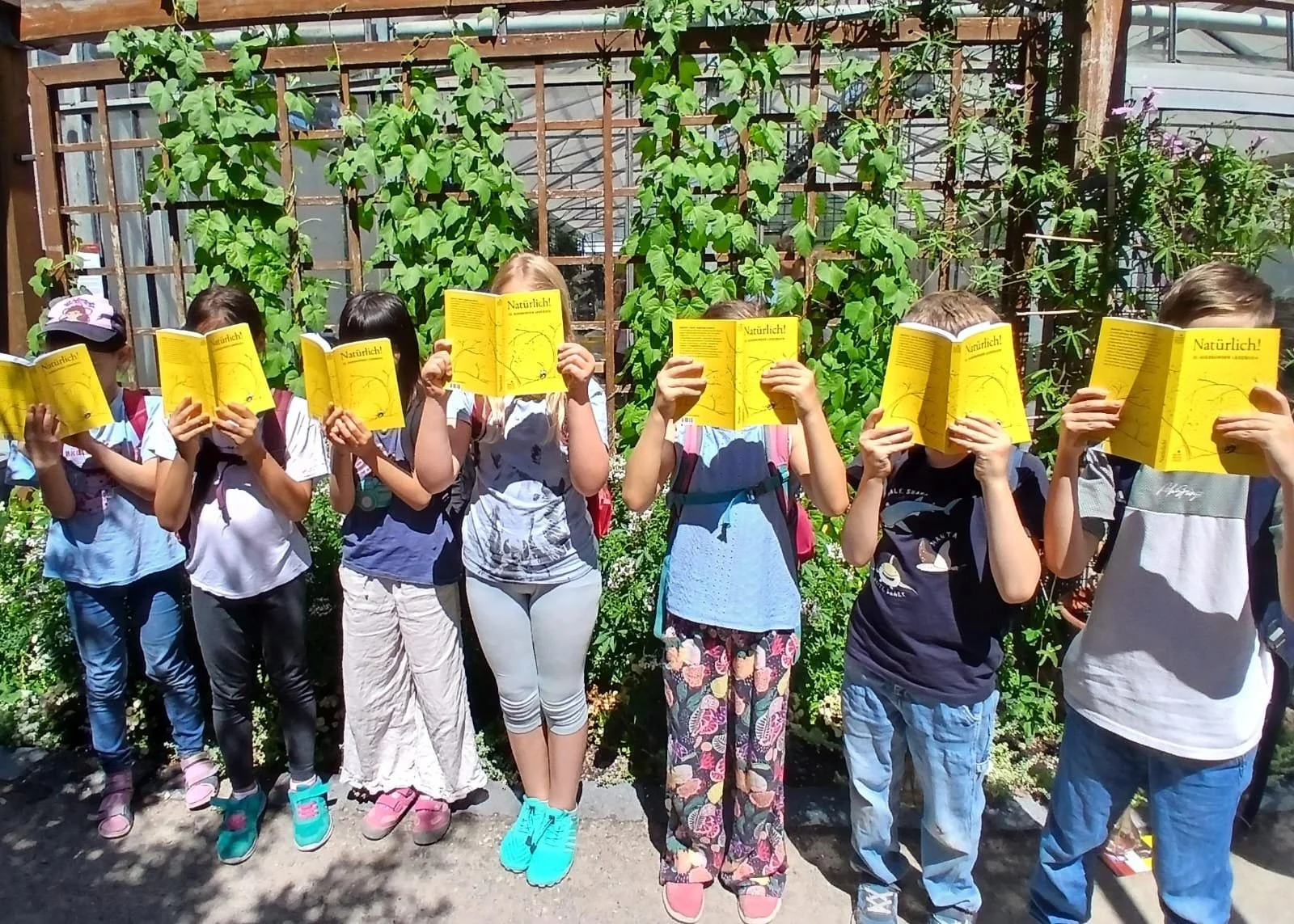 Bärenkeller Schüler im Augsburger Lesebuch