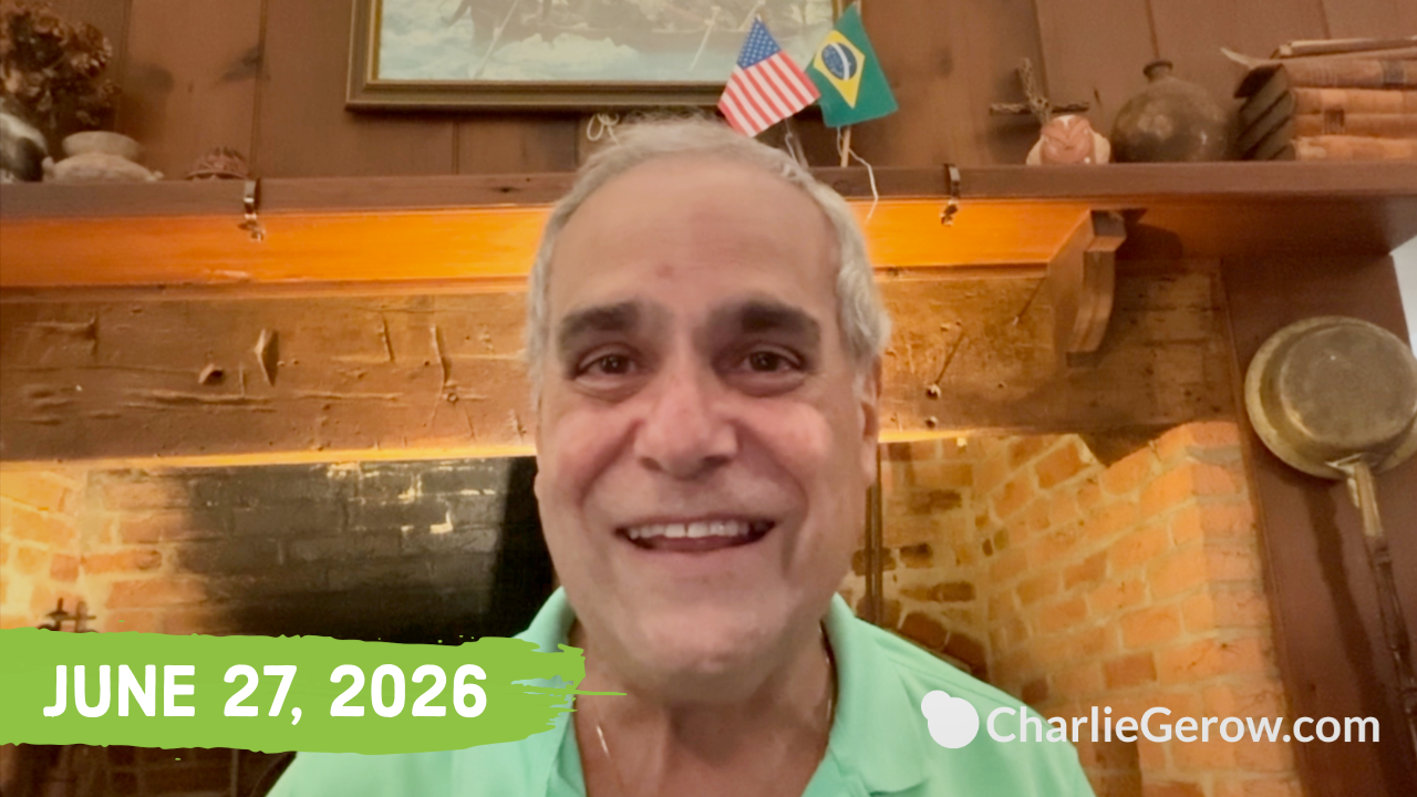 Soccer, Socialism &amp; Summer Reading • Best 60ish Seconds