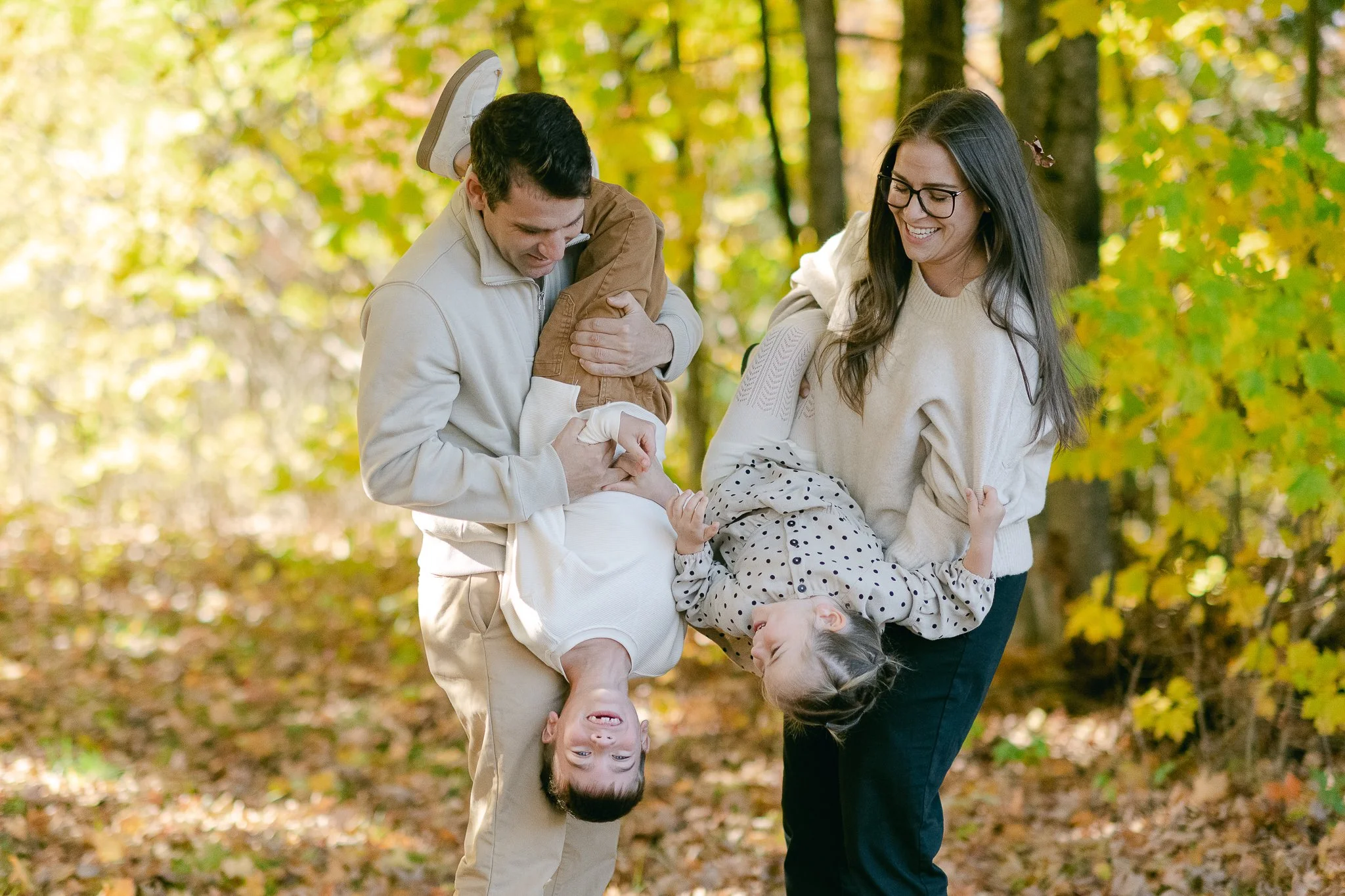 Fall 2026 Mini Sessions: Fall Leaves &amp; Colours  