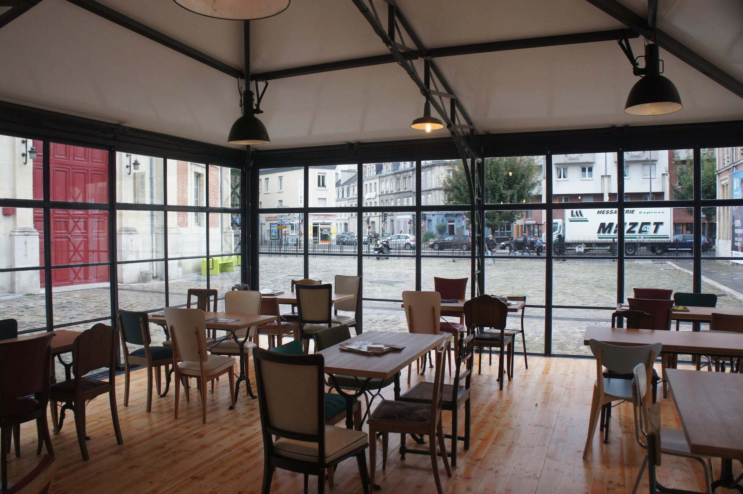 Orangeraie Simple toit restaurant  (3).JPG