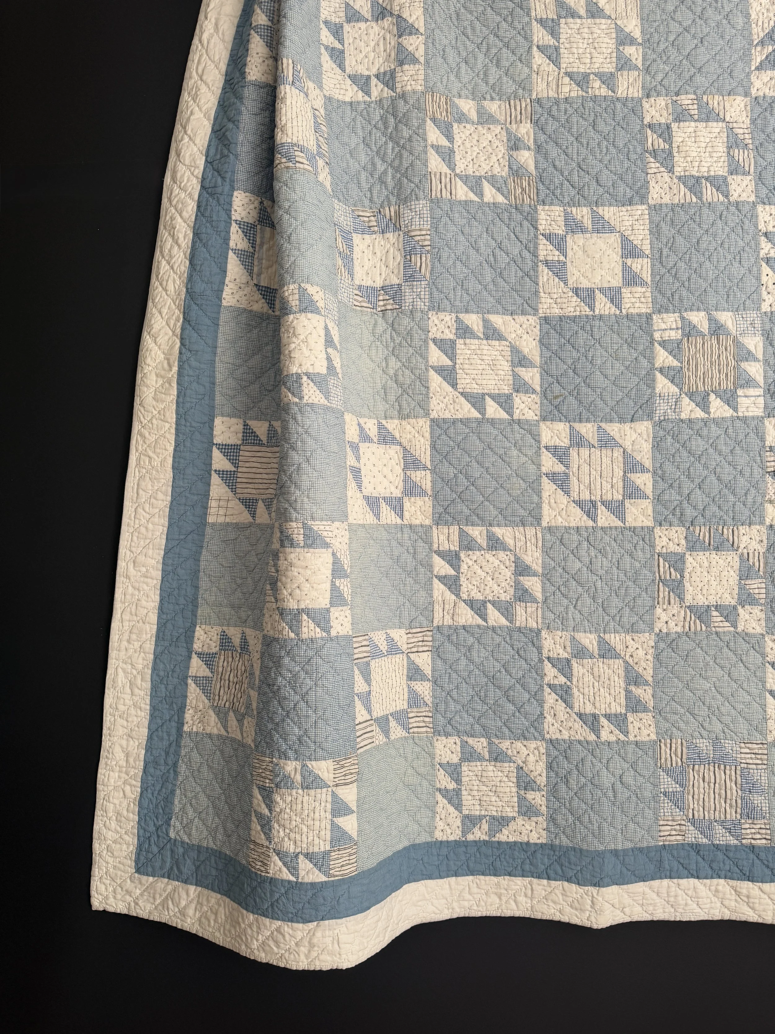 Whitecaps Sawooth Quilt
