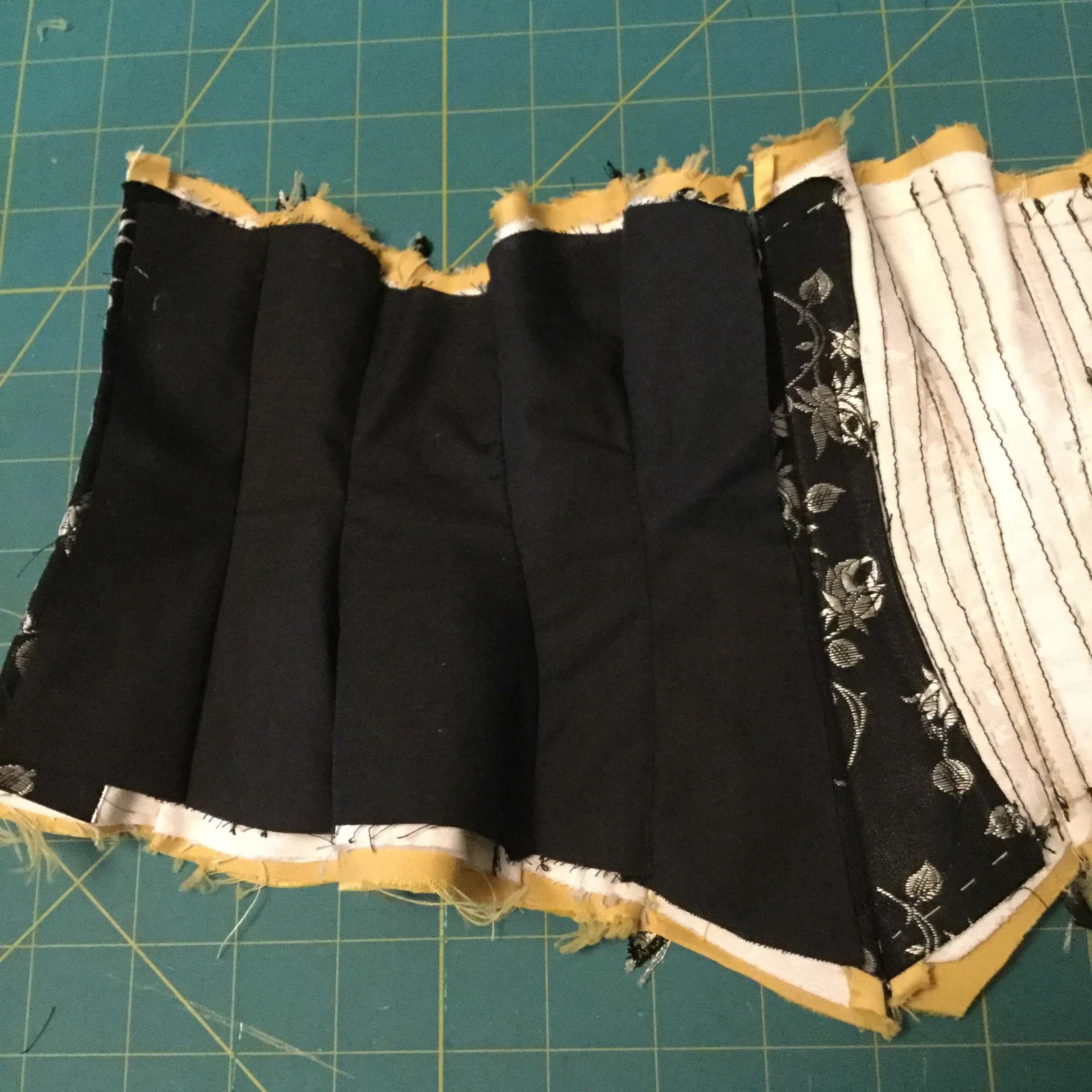Applying the lining.
