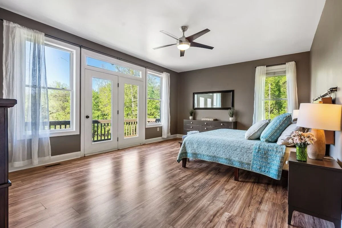 Svayaya Room: Private King Suite (Fall Retreat 2026)