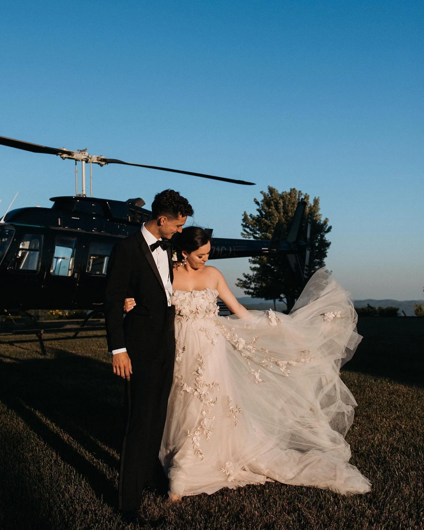 sun-setting, helicoptering, windy dancing ✨ dream wedding this past summer. It&rsquo;s the last day of November and I&rsquo;m allllmost done with catching up on all my editing this year and now I&rsquo;m looking back at all the photos I never got aro