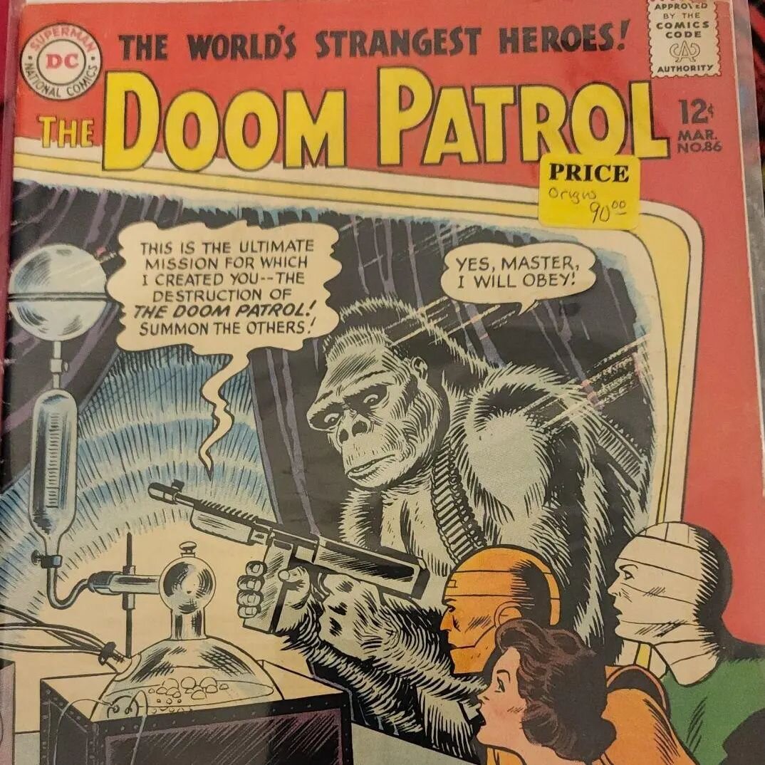 Scored a ton of Doom Patrol issues on my visit to the @dallascomicshow in Lewisville today! Had a great time and got to talk to some cool vendors! Hope to go back for the next one!

#comiccon #doompatrol #buyingcomics #comicbooks #comics #silverageco