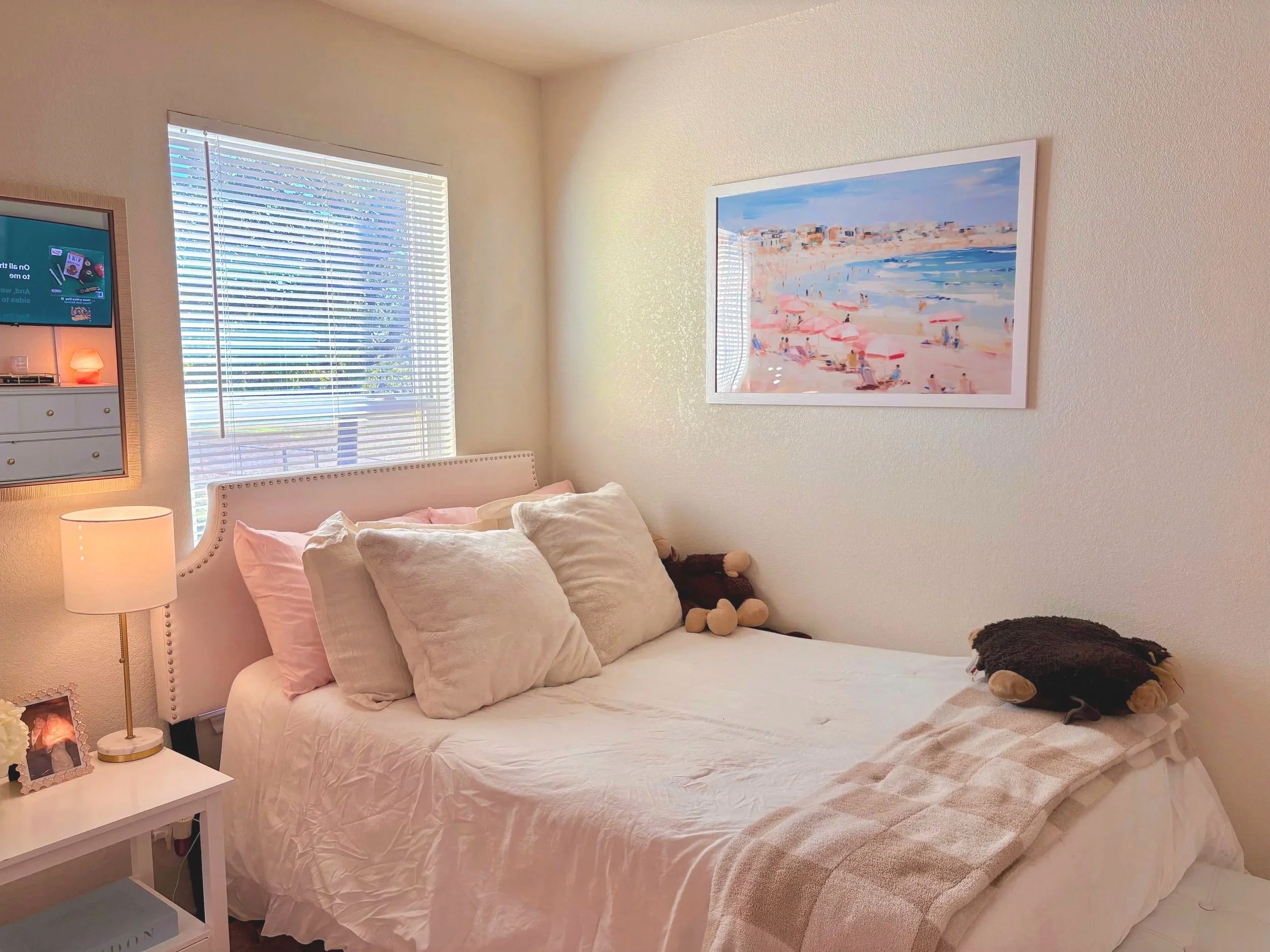 2 Bed 2 Bath Townhome