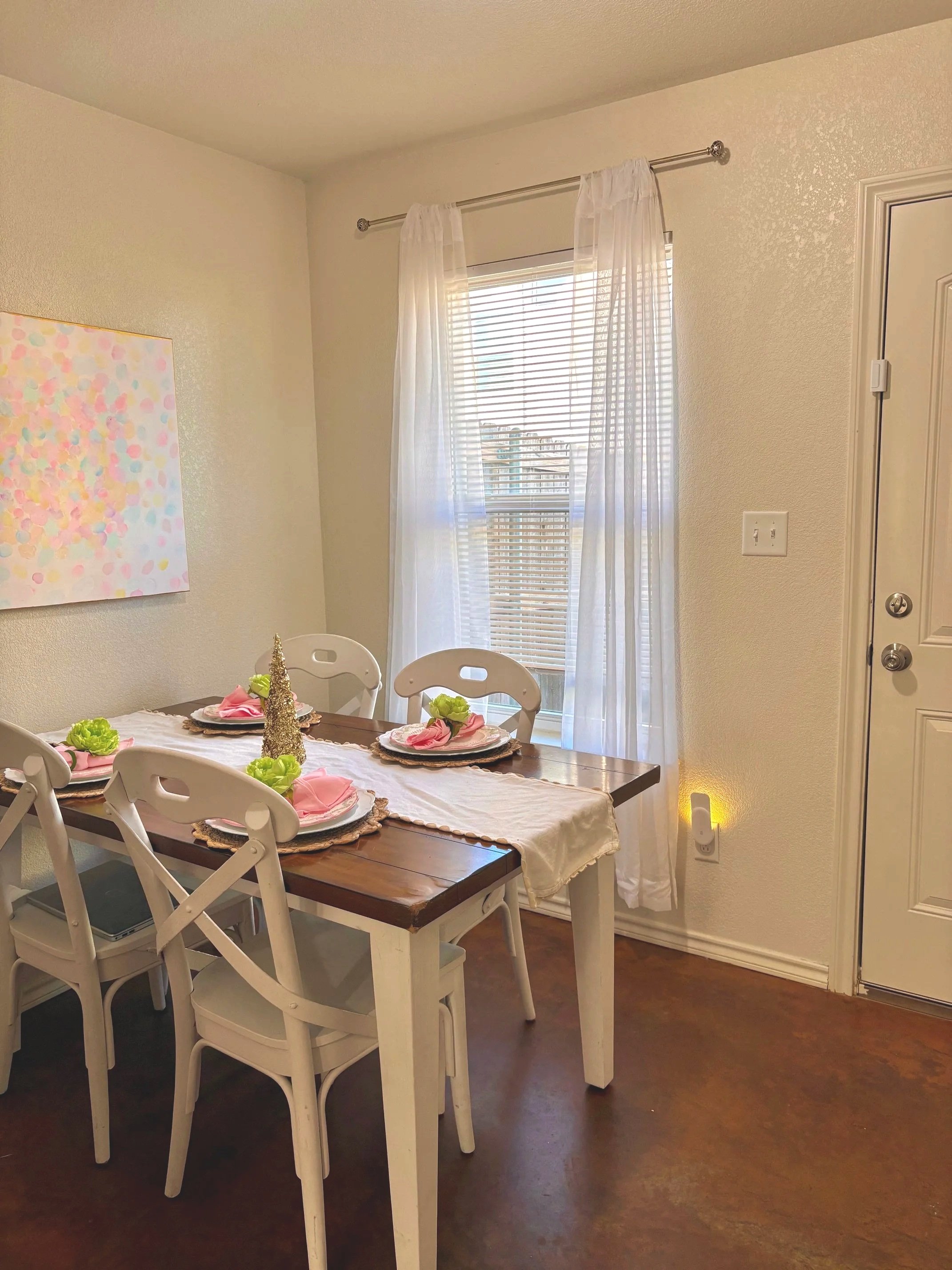 2 Bed 2 Bath Townhome