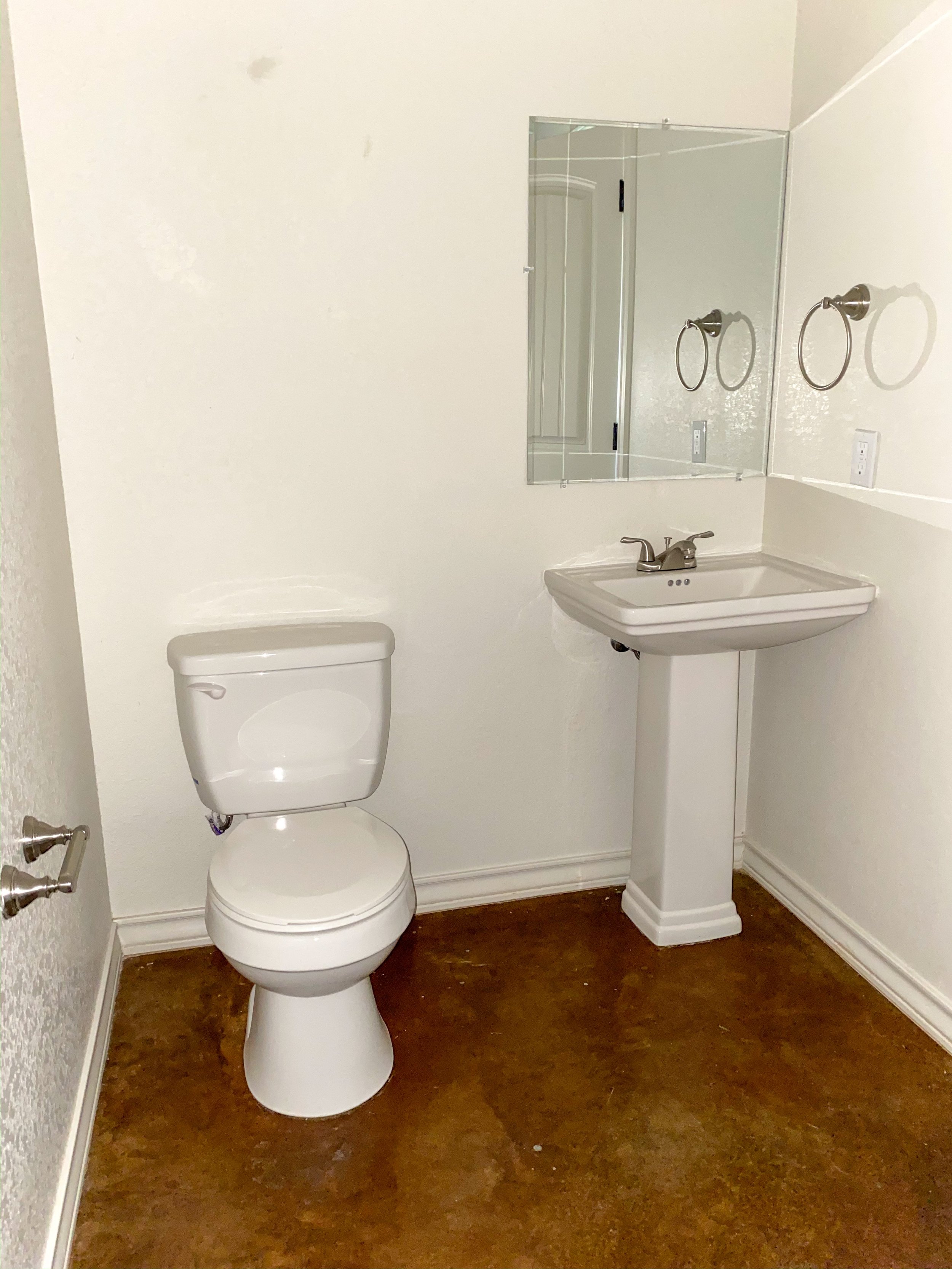 2 Bed 1.5 Bath Townhome